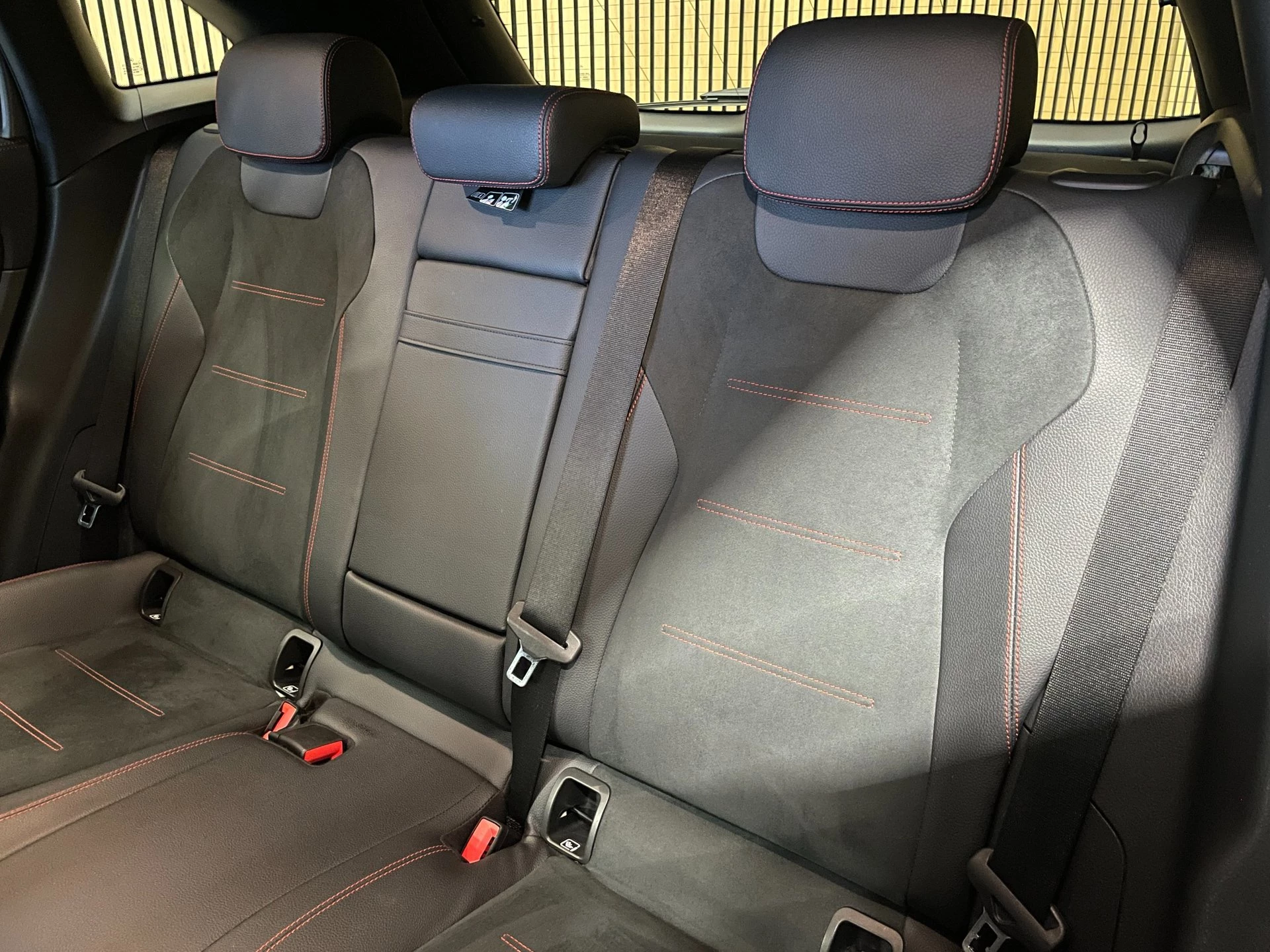 Hoofdafbeelding Mercedes-Benz EQA