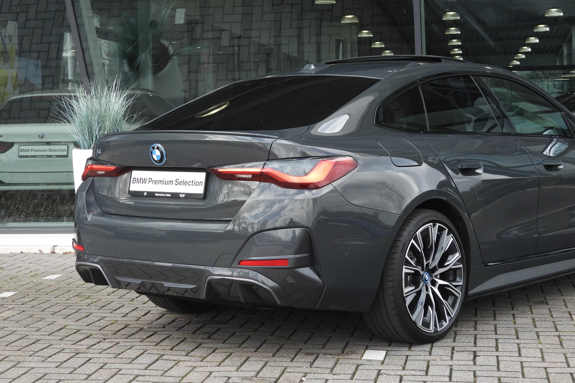 Hoofdafbeelding BMW i4