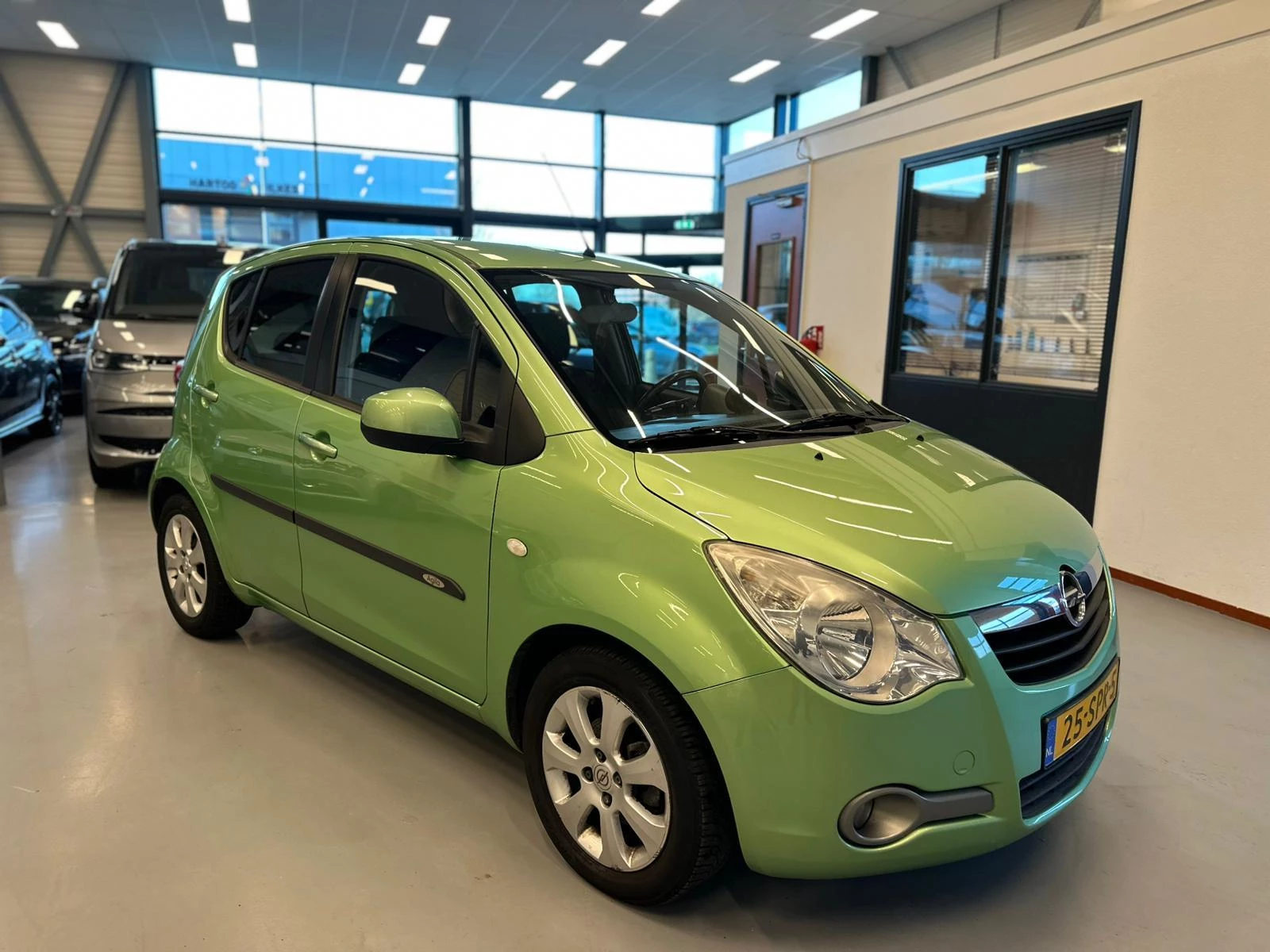 Hoofdafbeelding Opel Agila
