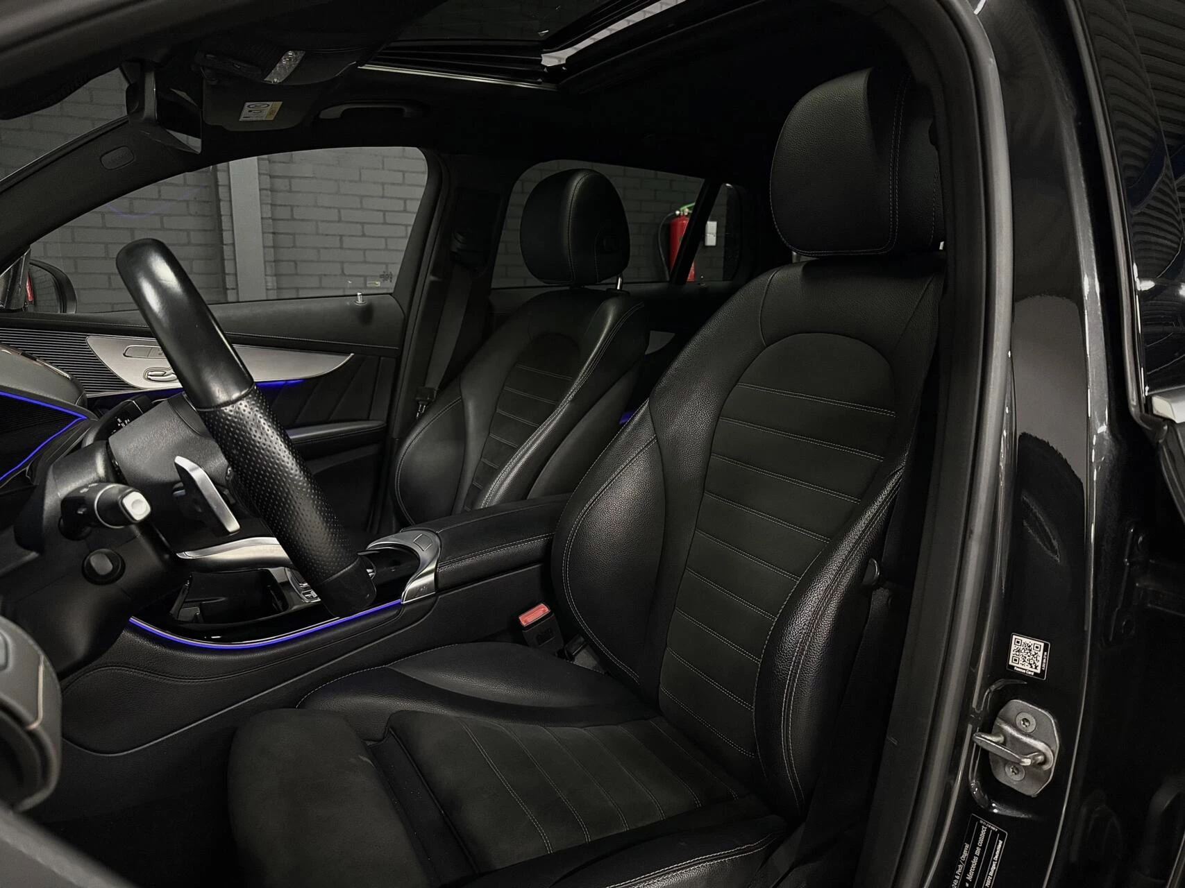 Hoofdafbeelding Mercedes-Benz EQC