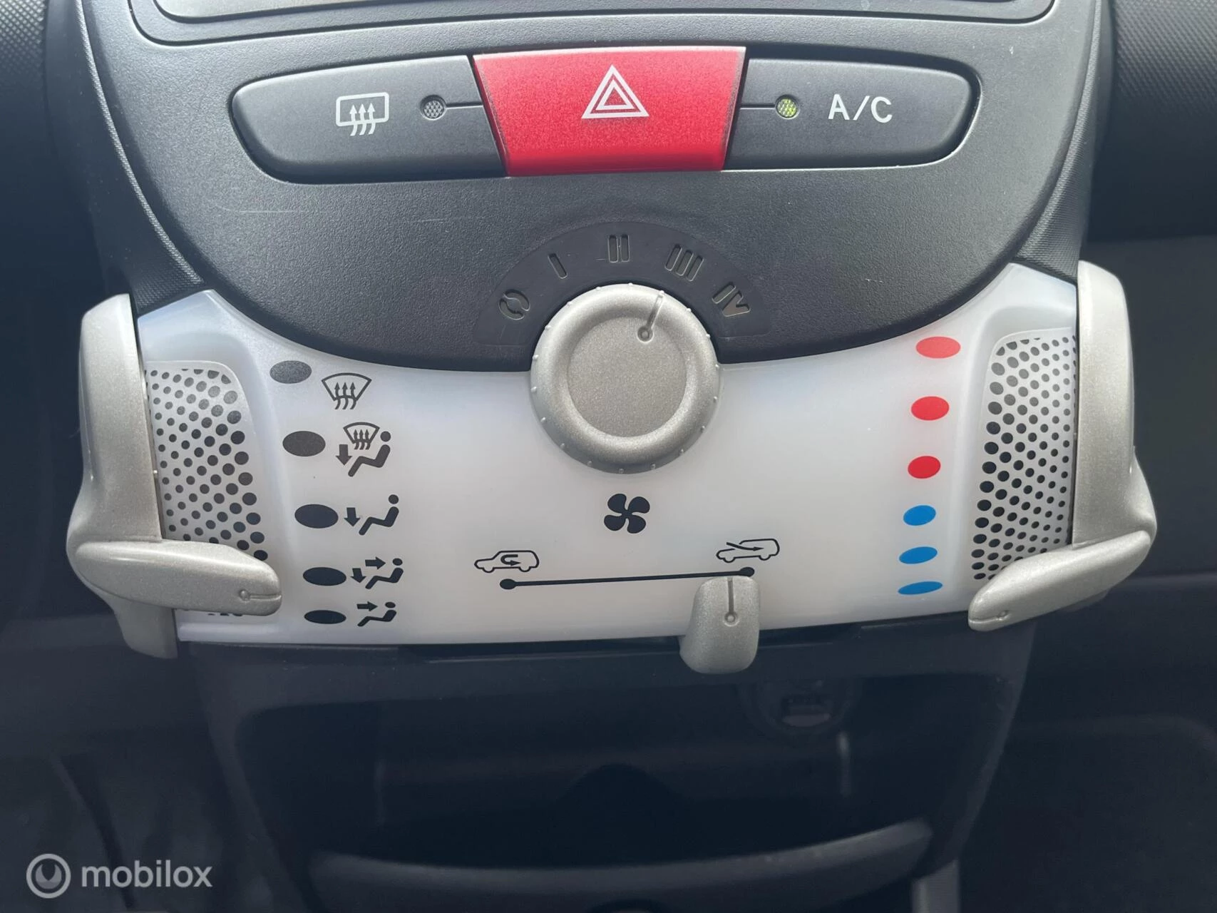 Hoofdafbeelding Peugeot 107