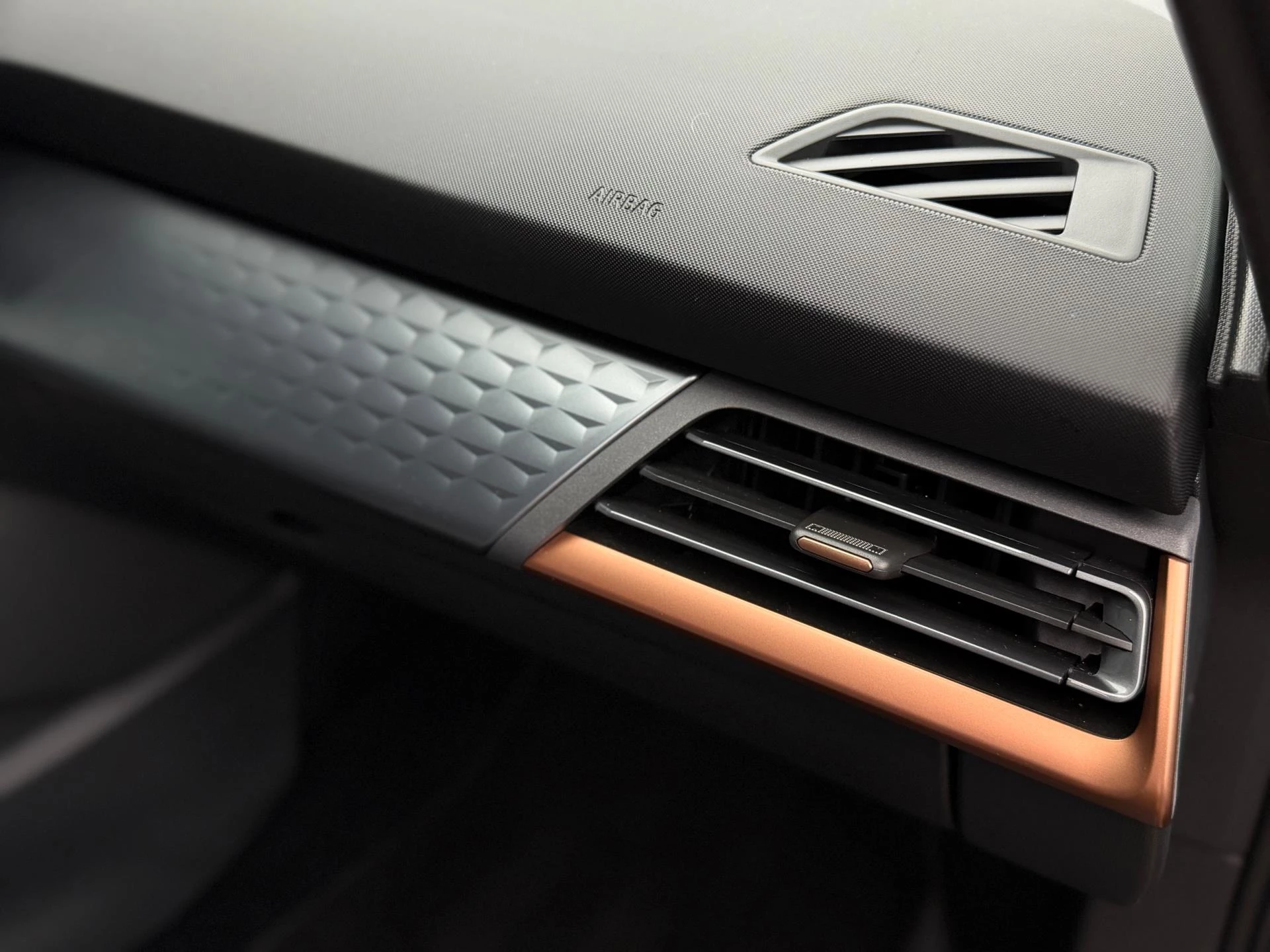 Hoofdafbeelding CUPRA Born