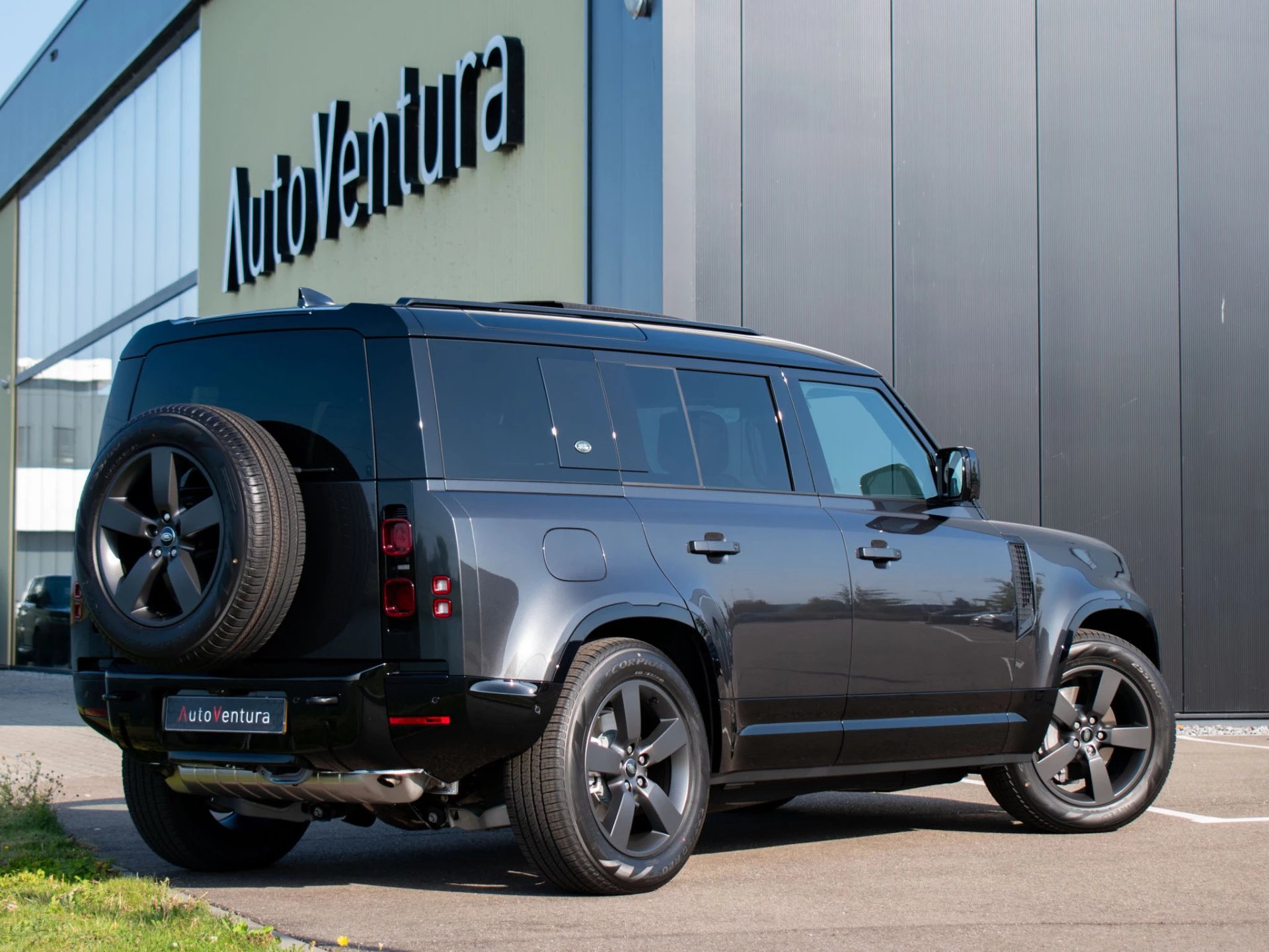 Hoofdafbeelding Land Rover Defender