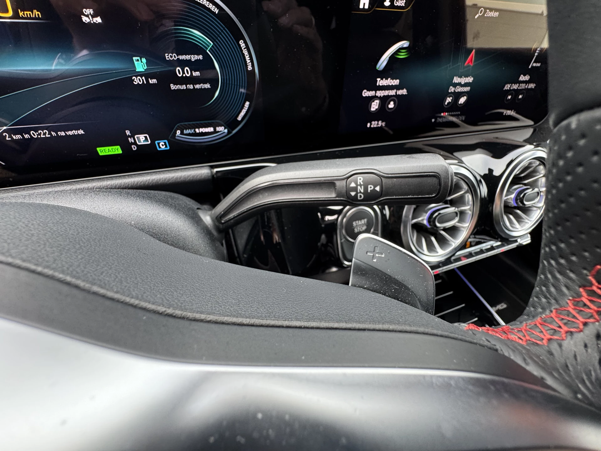 Hoofdafbeelding Mercedes-Benz EQA