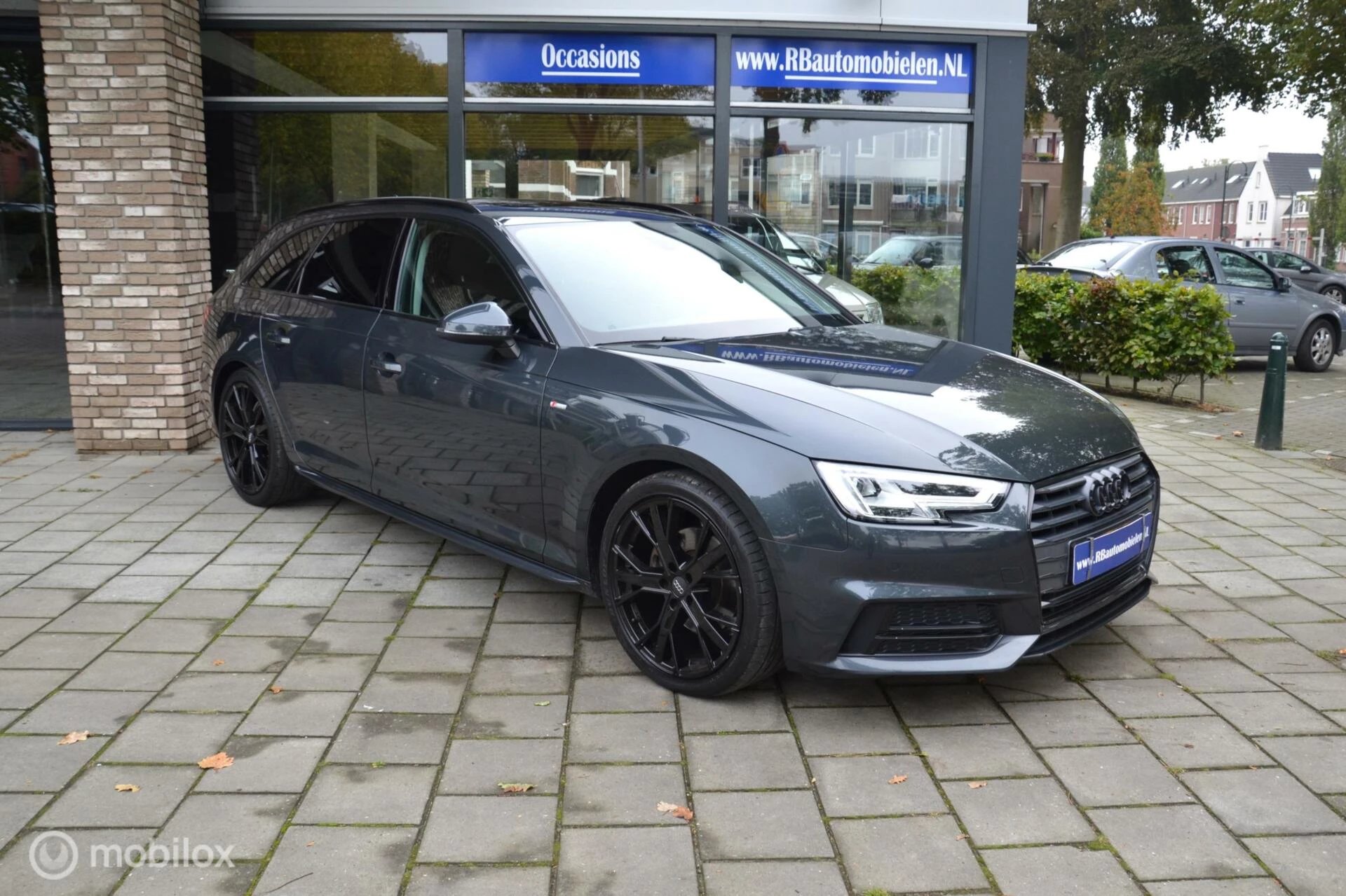 Hoofdafbeelding Audi A4