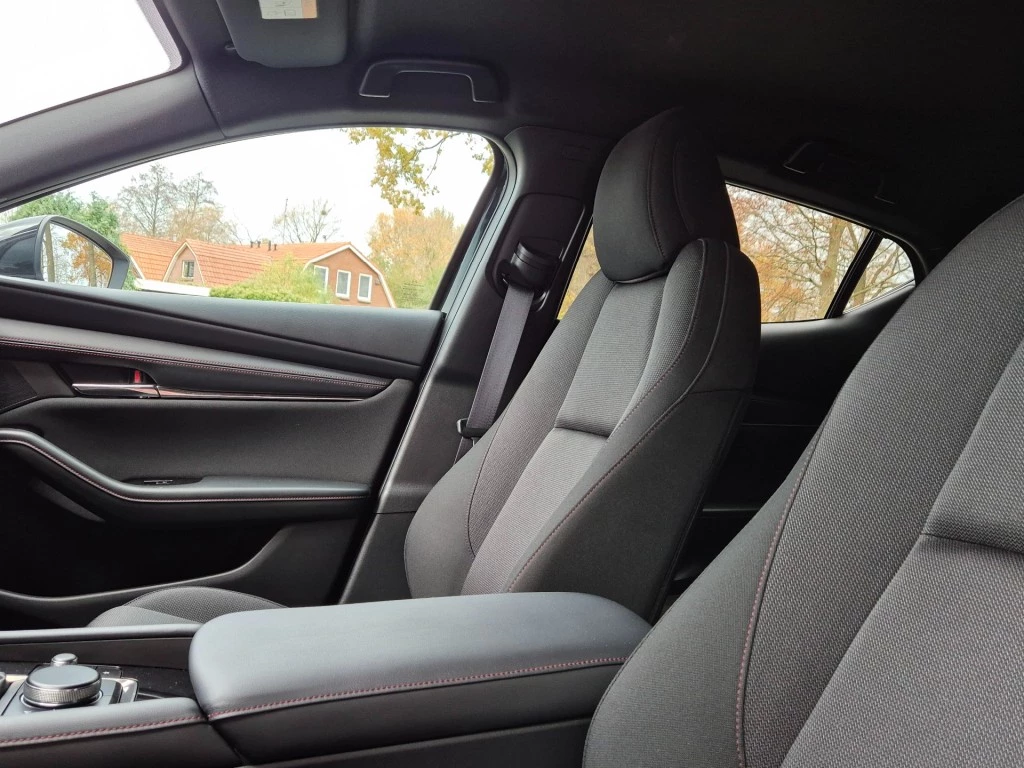 Hoofdafbeelding Mazda 3