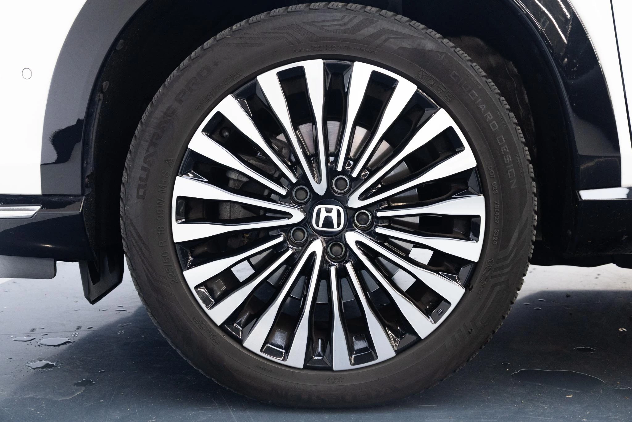 Hoofdafbeelding Honda e:Ny1