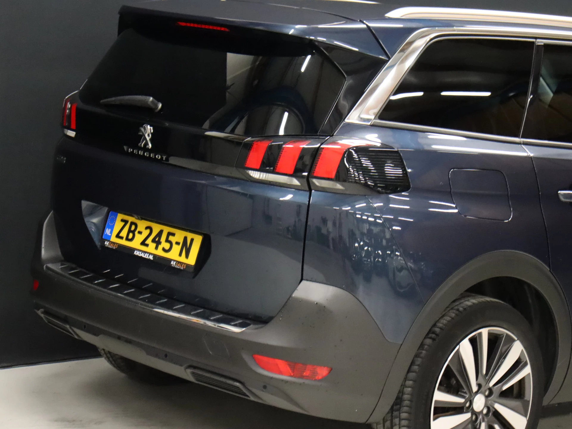 Hoofdafbeelding Peugeot 5008