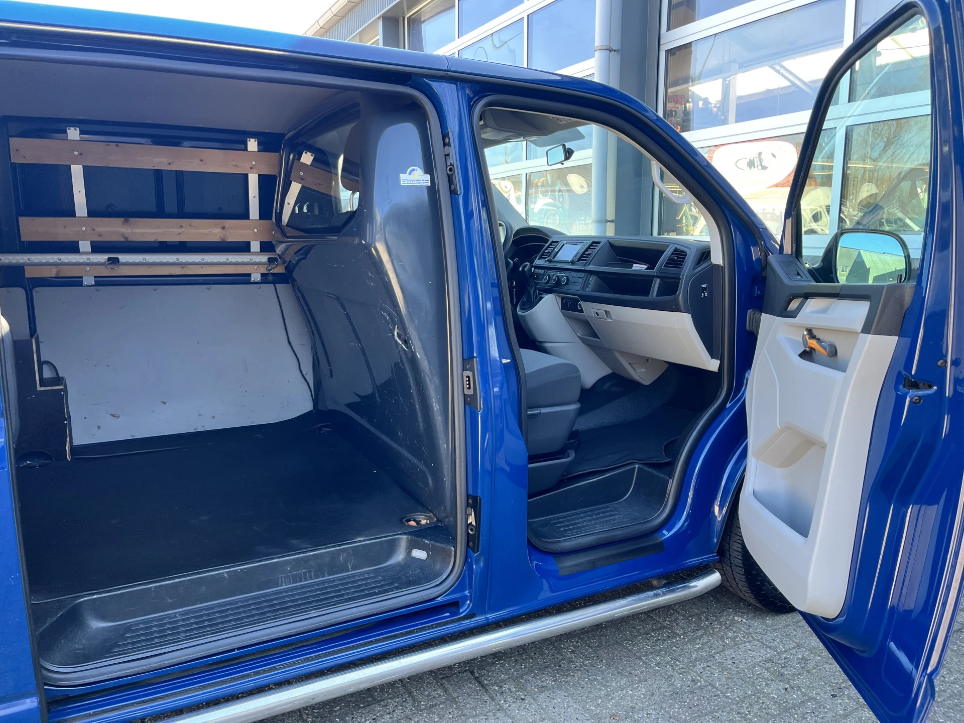Hoofdafbeelding Volkswagen Transporter