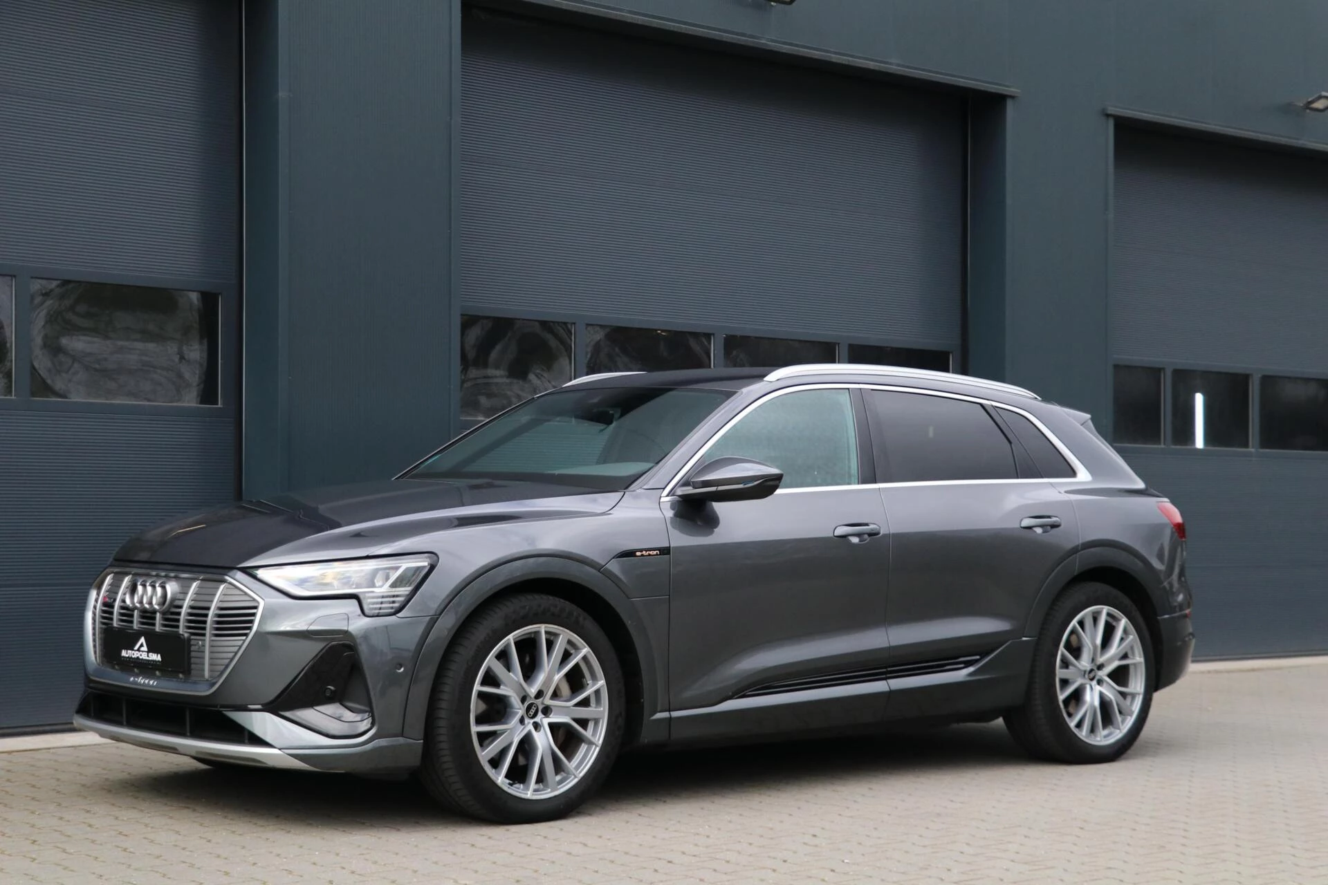 Hoofdafbeelding Audi e-tron