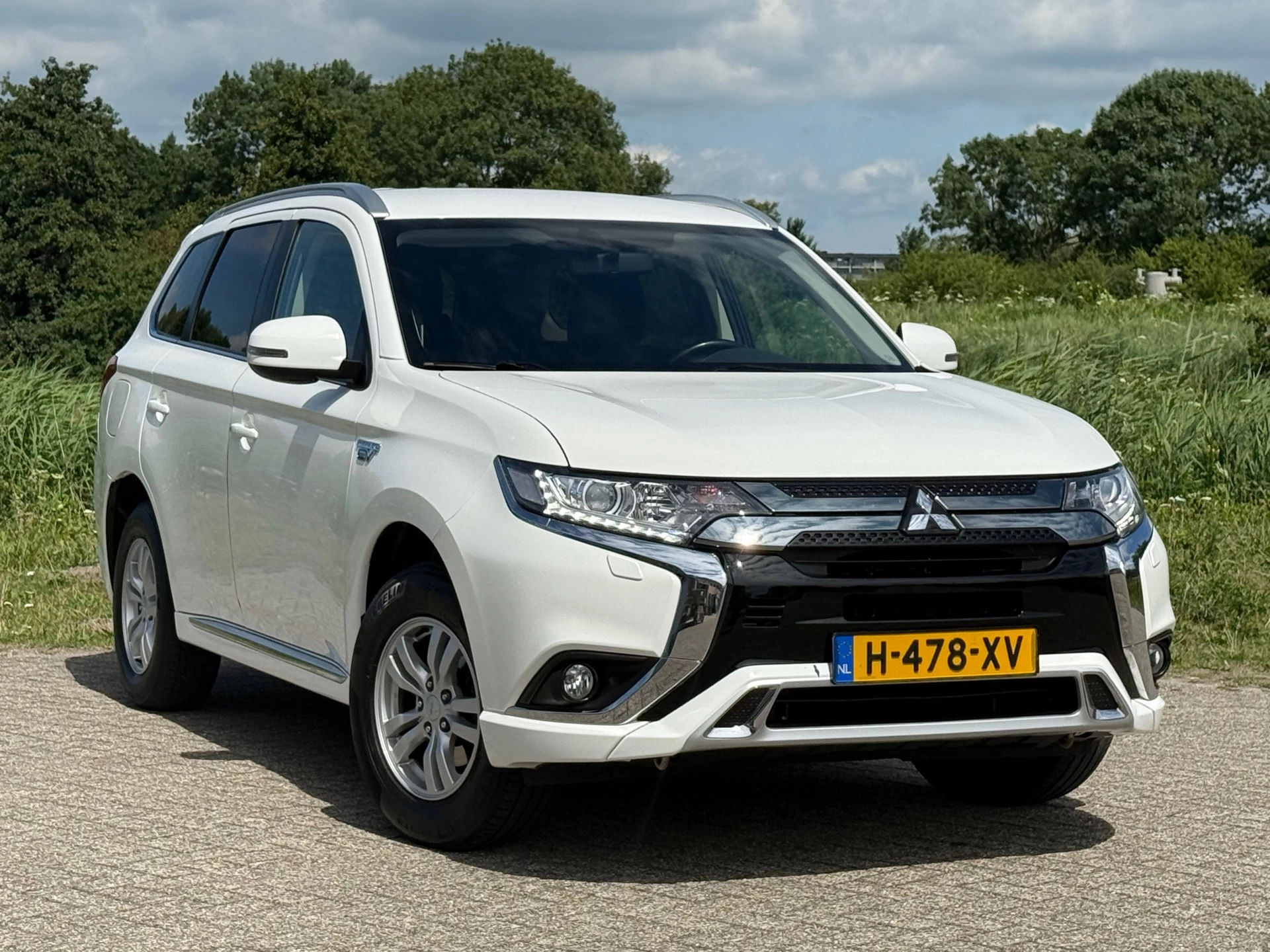 Hoofdafbeelding Mitsubishi Outlander