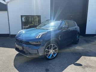 Lynk Co 01 1.5 262PK Hybride Automaat Pano LED Sfeerverl