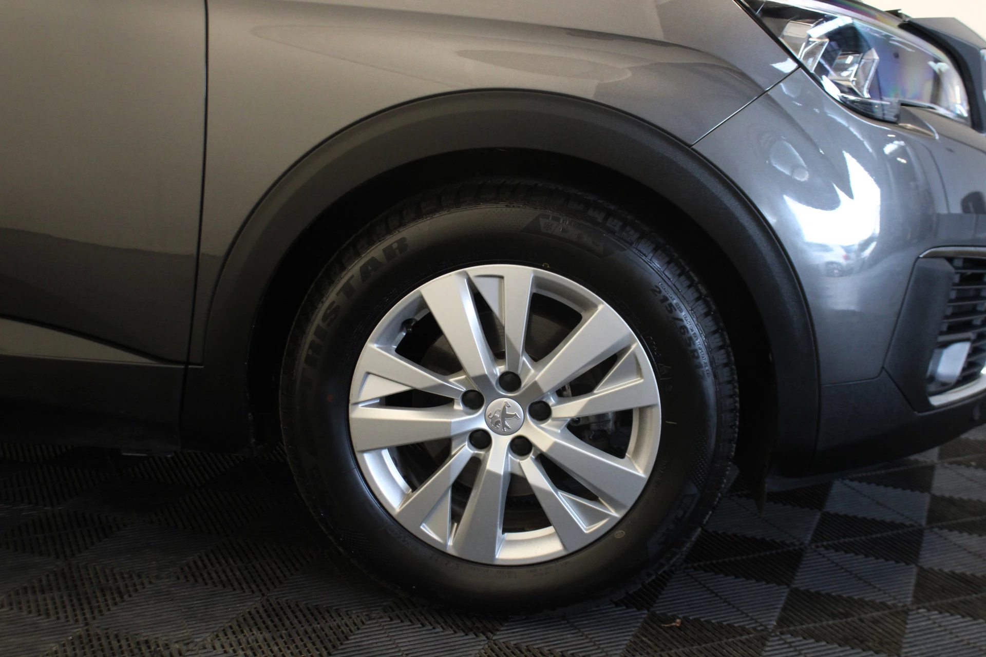 Hoofdafbeelding Peugeot 5008