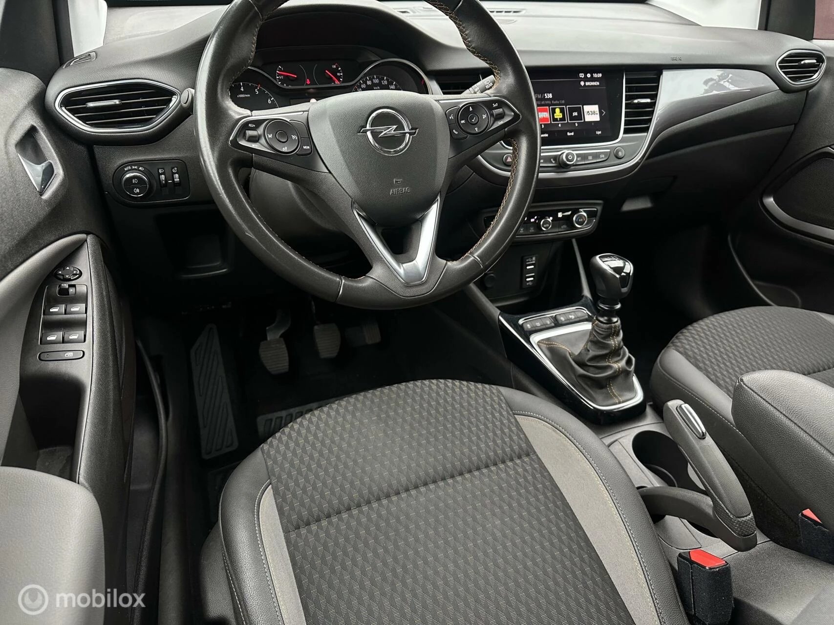 Hoofdafbeelding Opel Crossland X