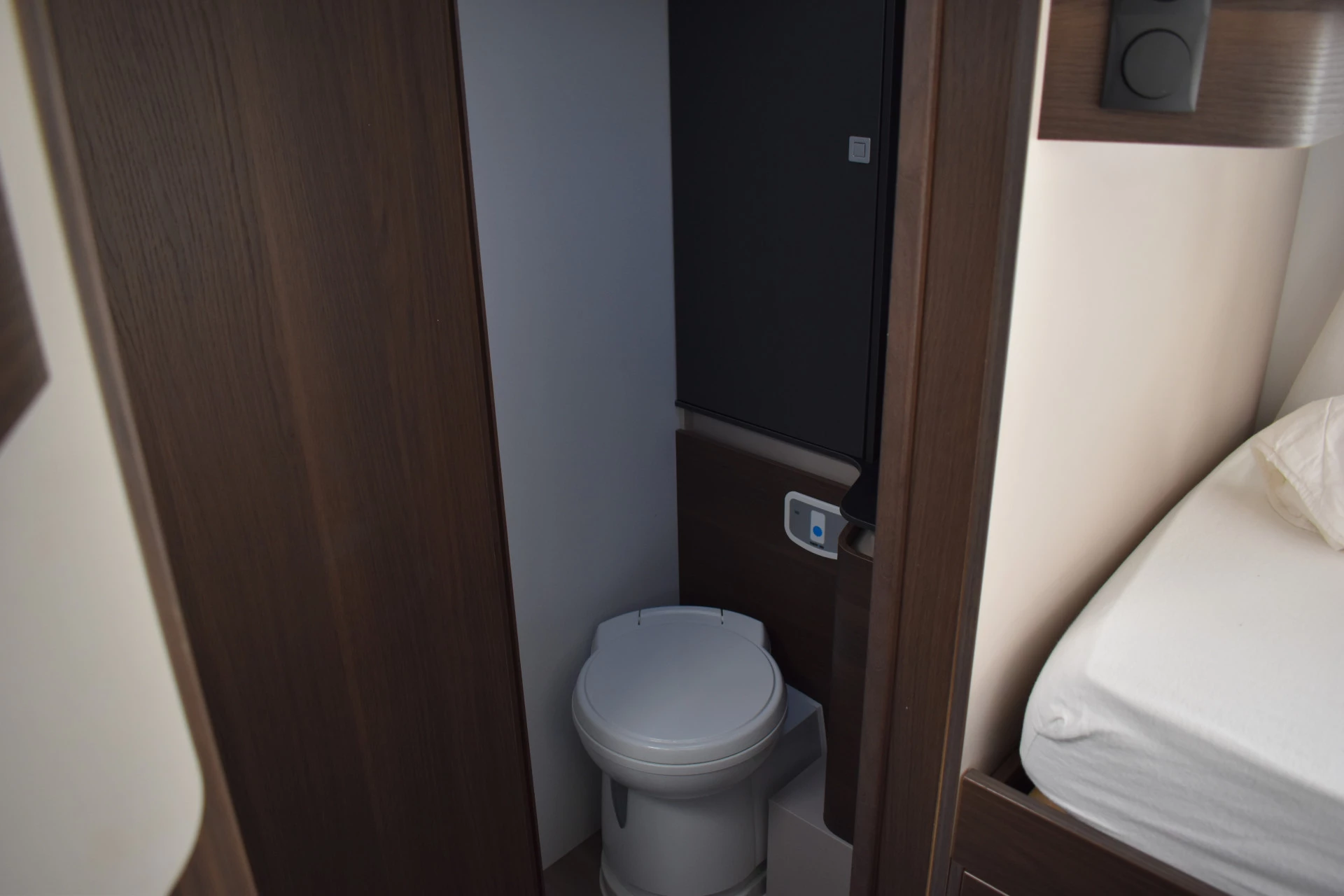 Hoofdafbeelding Adria MATRIX 670 SL