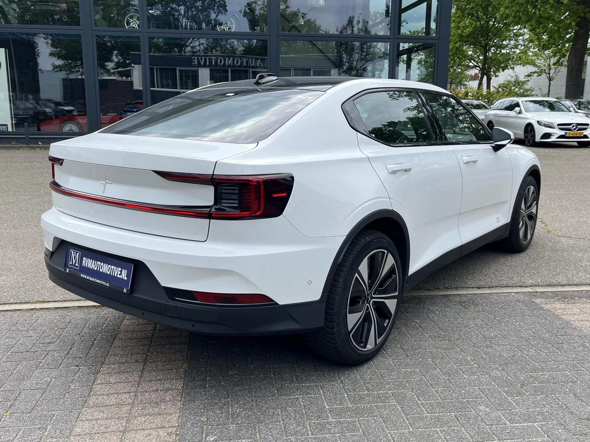 Hoofdafbeelding Polestar 2