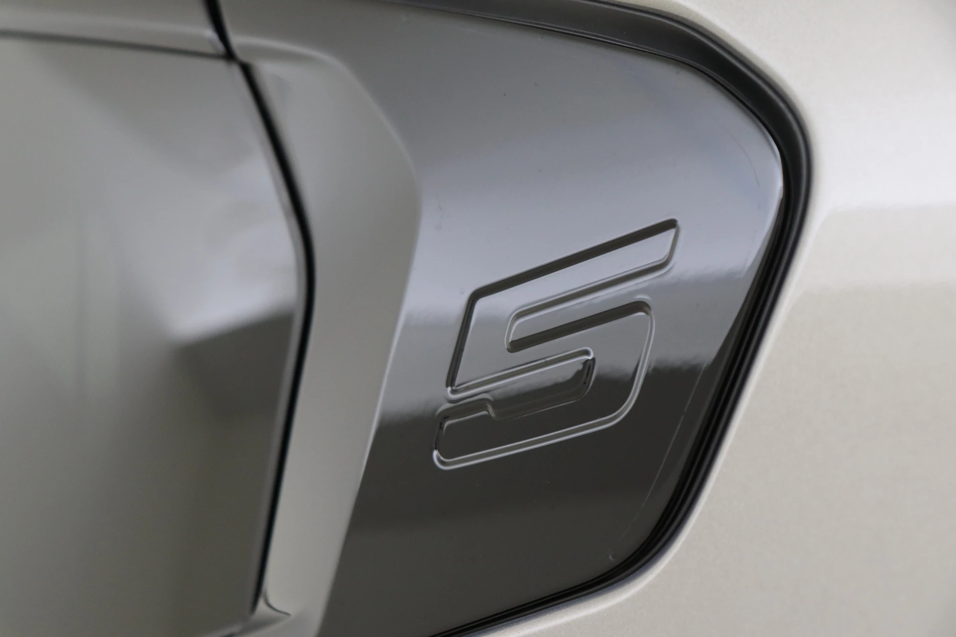 Hoofdafbeelding BMW i5