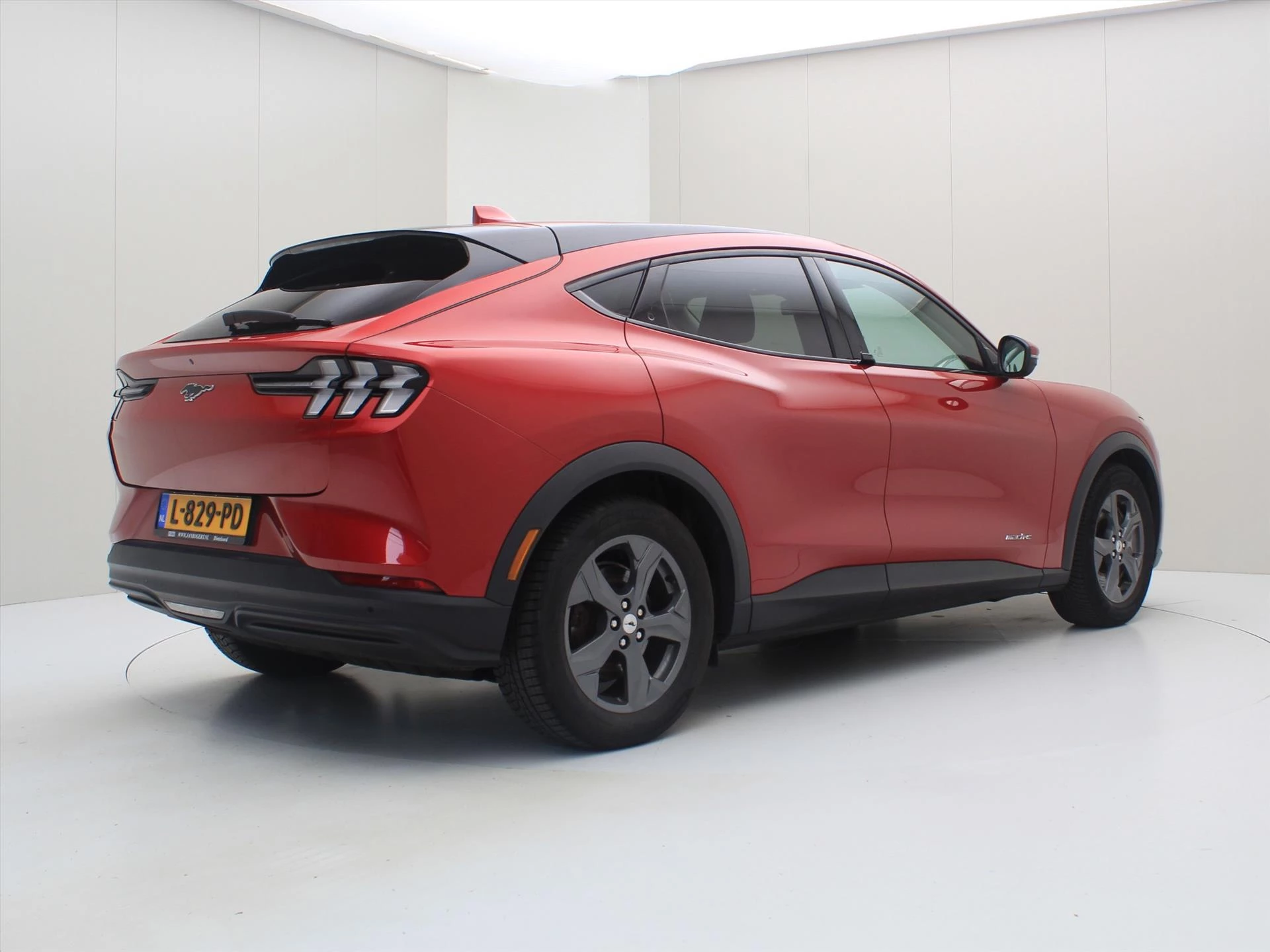 Hoofdafbeelding Ford Mustang Mach-E