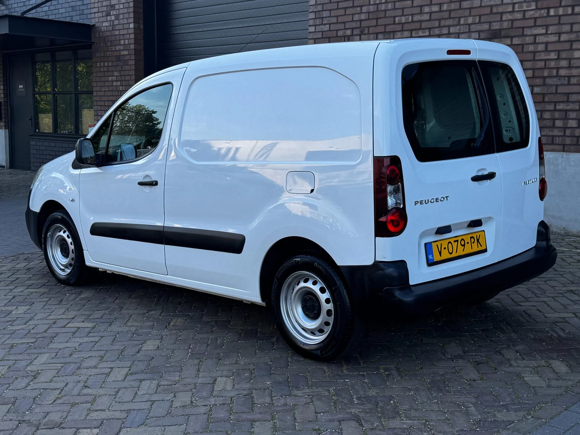 Hoofdafbeelding Peugeot Partner