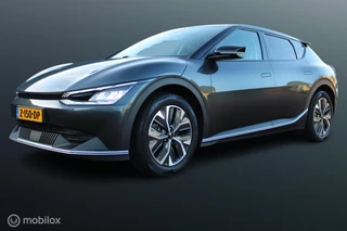 Kia EV6 Light Edition 58 kWh, 3 fase, Stoel-stuurverwarming, Donker glas, Clima, Navi, App connect, Pdc voor + achter + camera, Cruise