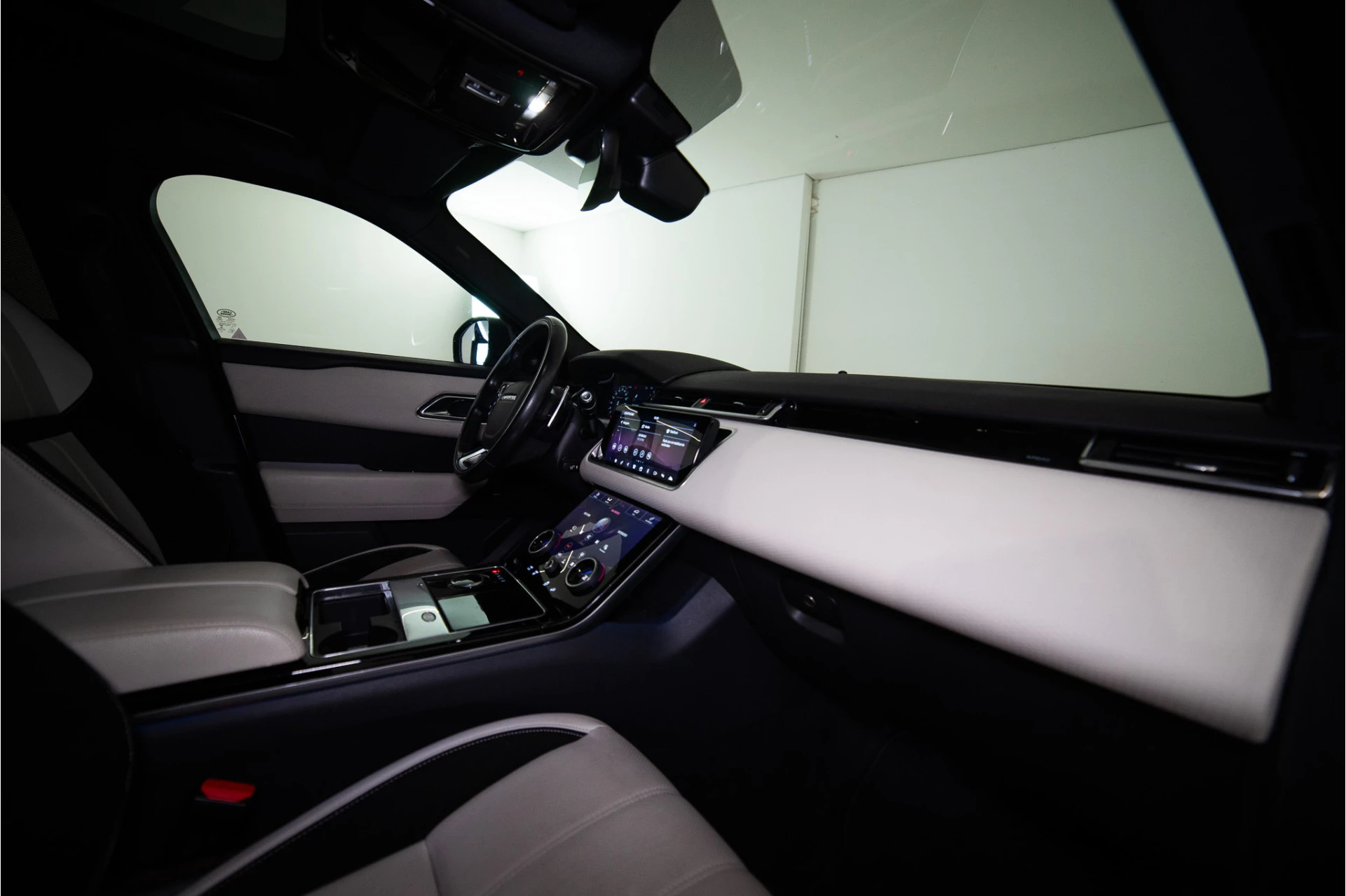 Hoofdafbeelding Land Rover Range Rover Velar