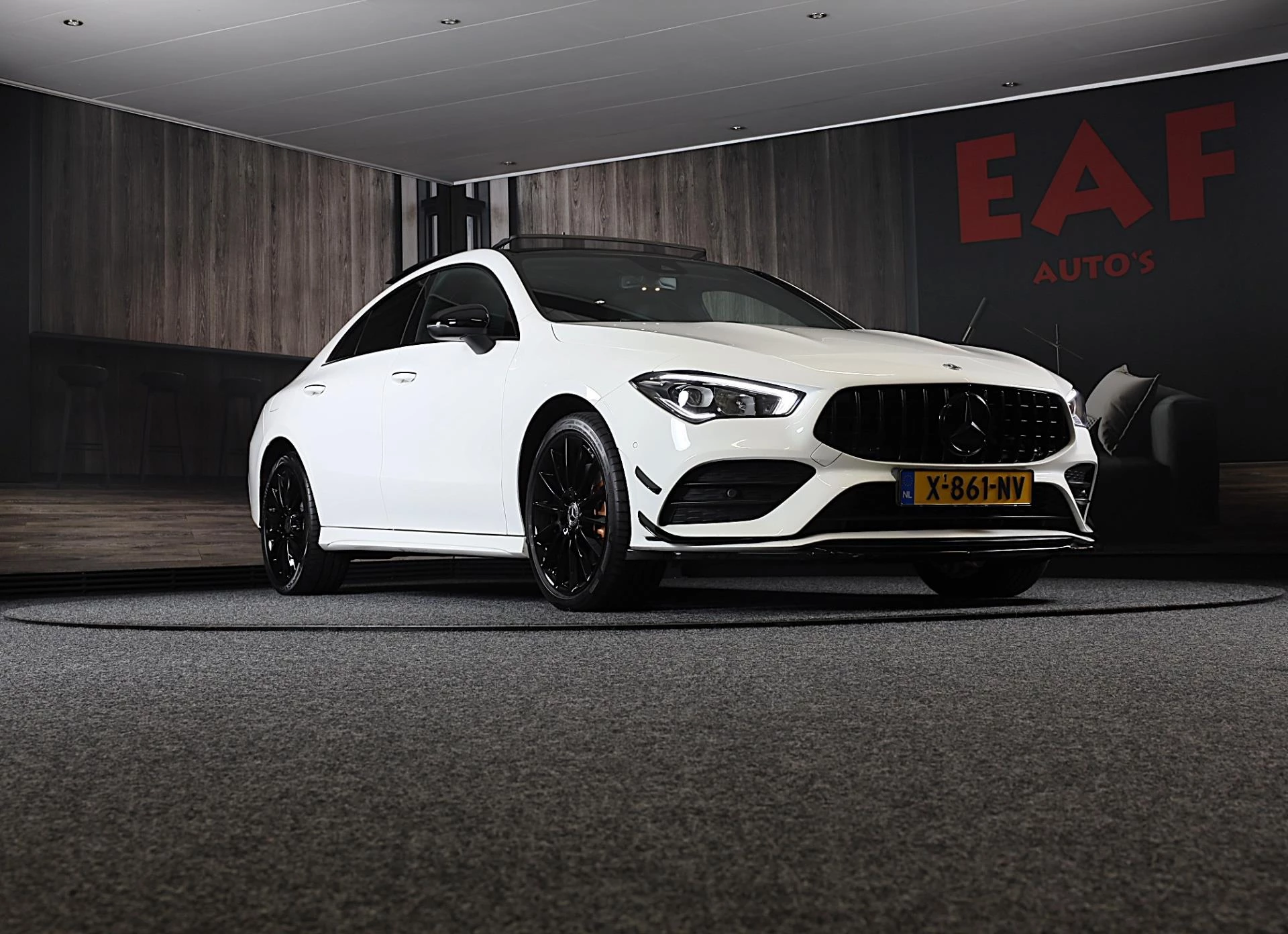 Hoofdafbeelding Mercedes-Benz CLA