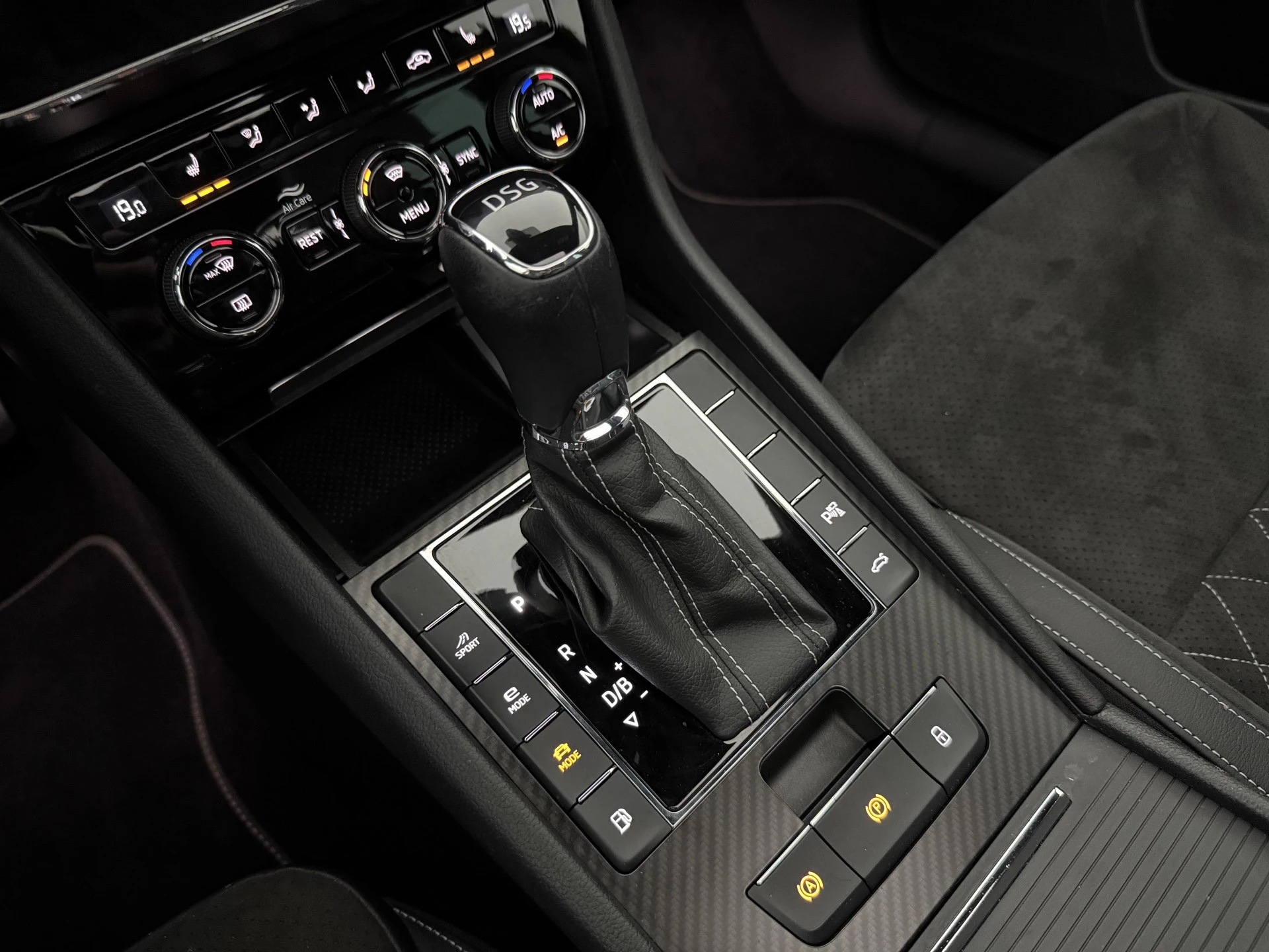 Hoofdafbeelding Škoda Superb