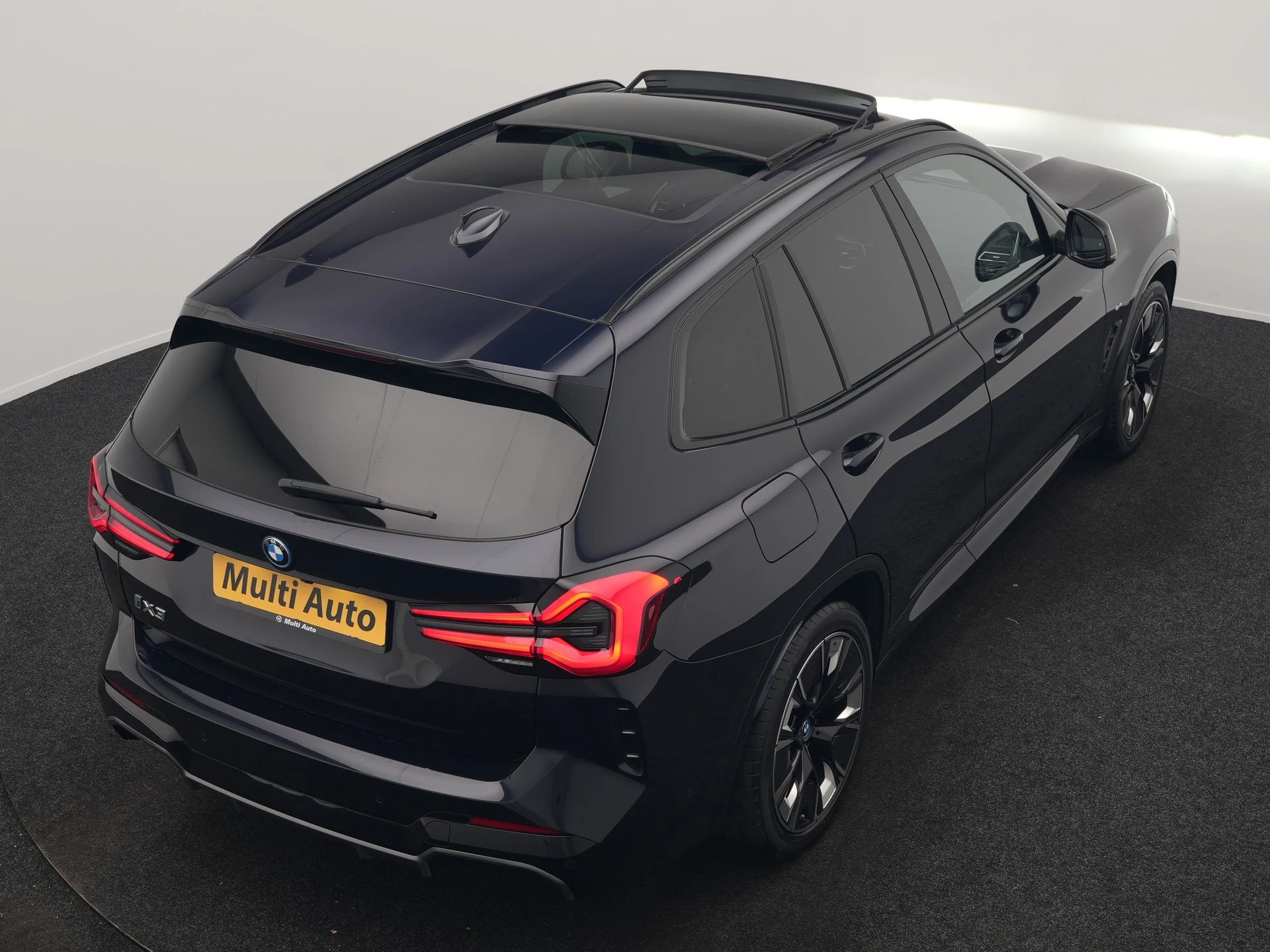Hoofdafbeelding BMW iX3