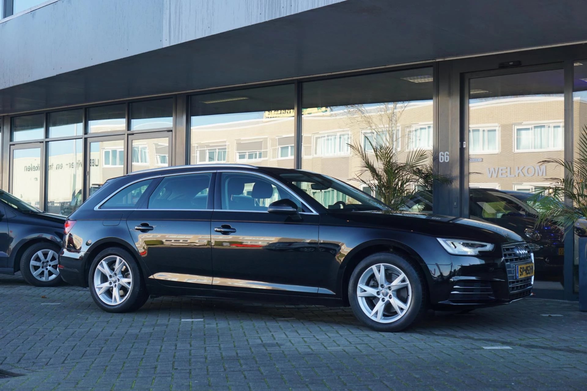 Hoofdafbeelding Audi A4