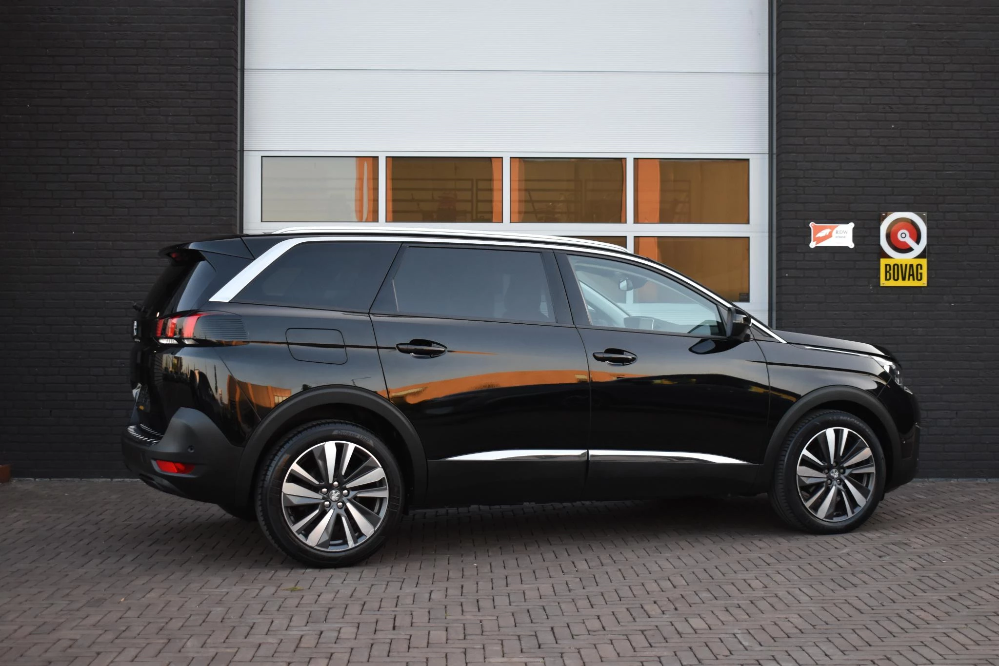 Hoofdafbeelding Peugeot 5008