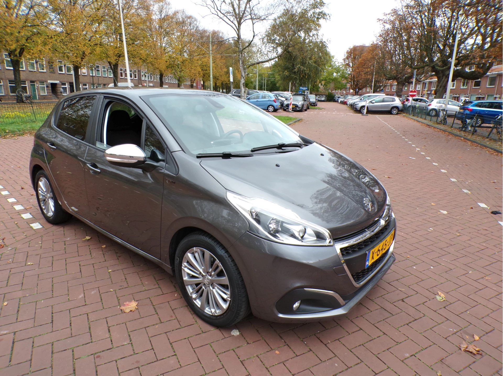 Hoofdafbeelding Peugeot 208