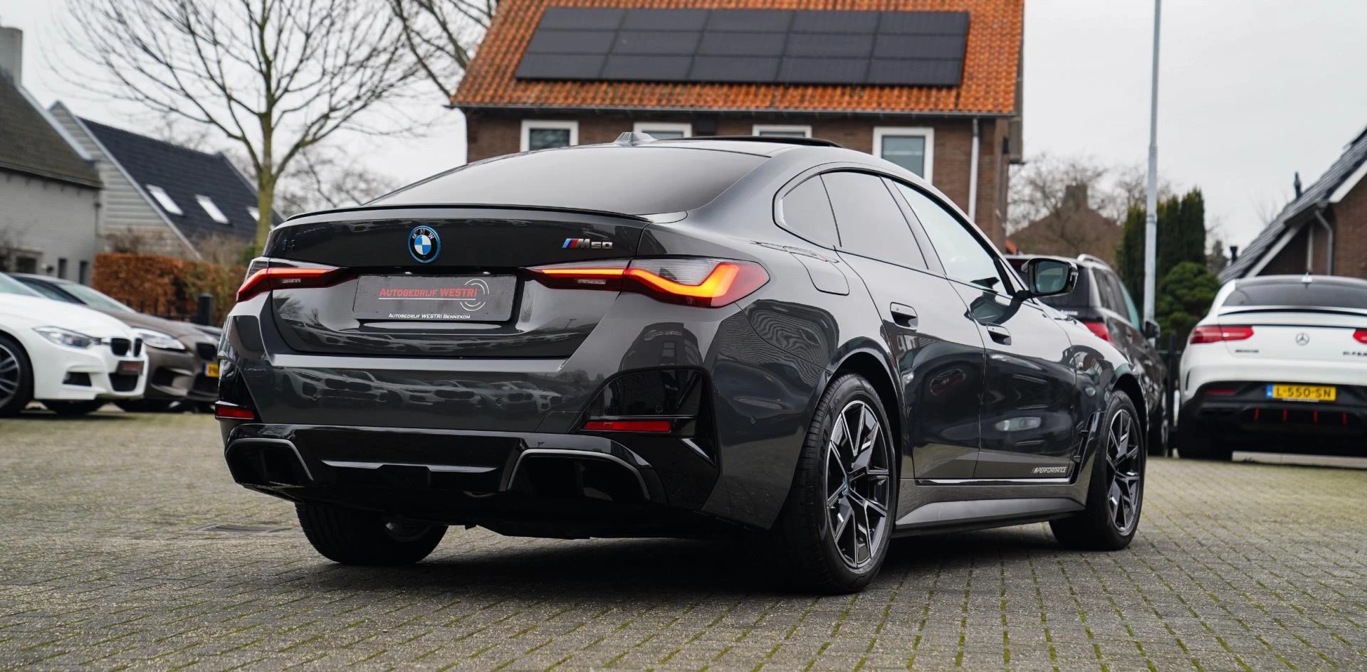 Hoofdafbeelding BMW i4