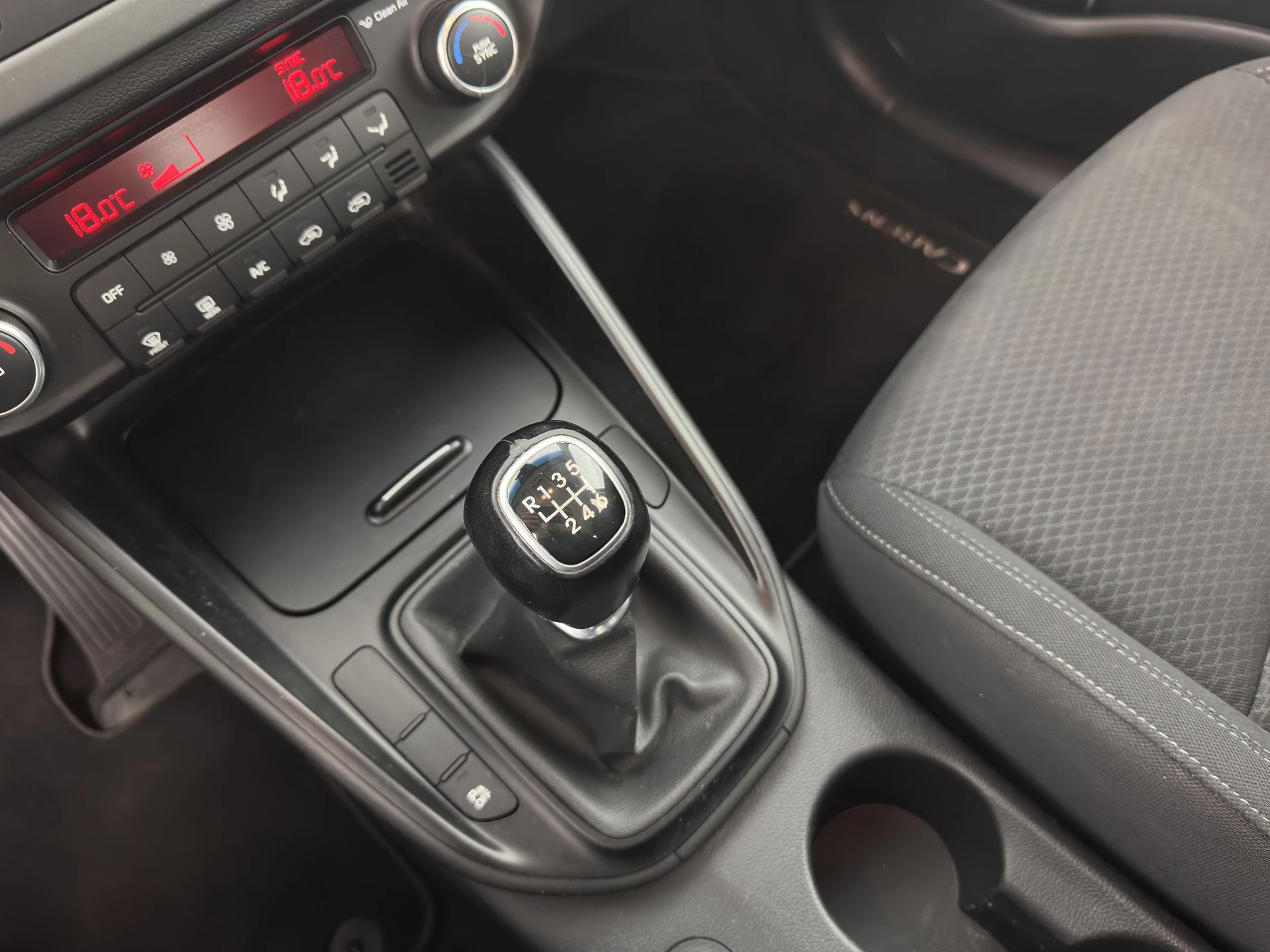 Hoofdafbeelding Kia Carens