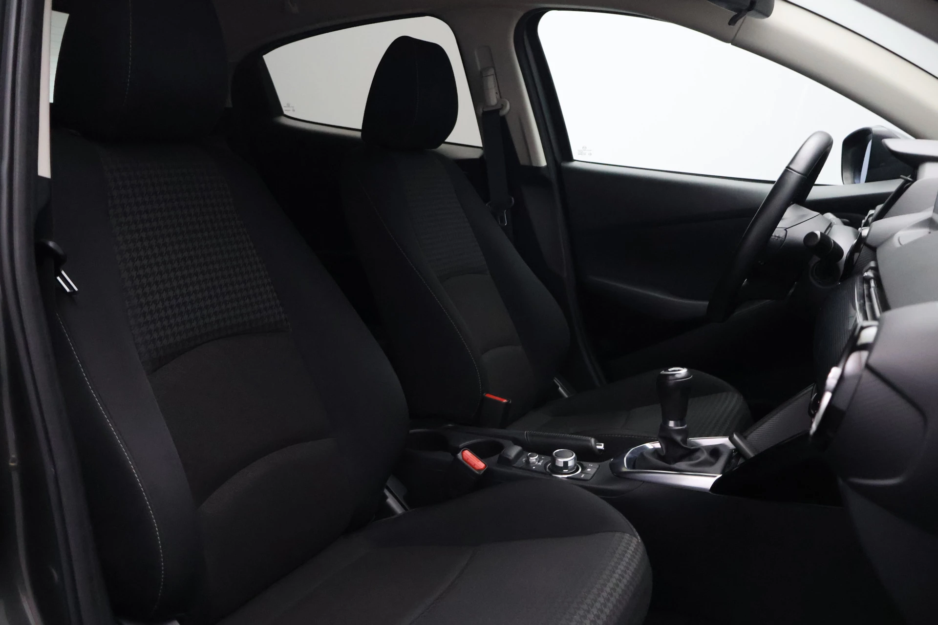 Hoofdafbeelding Mazda 2