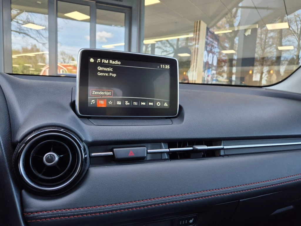 Hoofdafbeelding Mazda 2