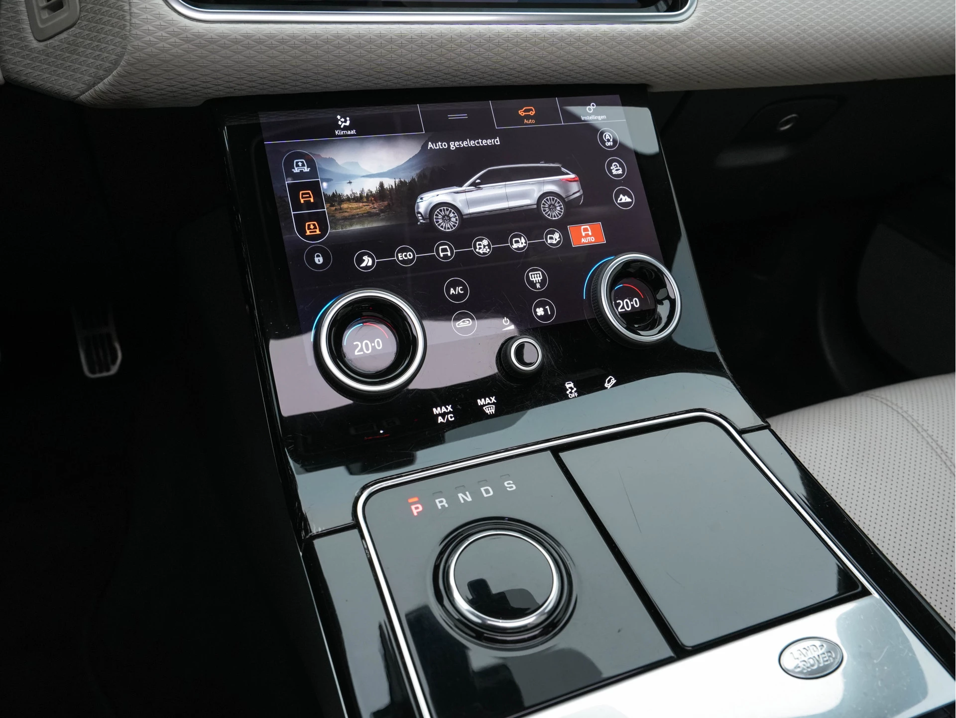 Hoofdafbeelding Land Rover Range Rover Velar