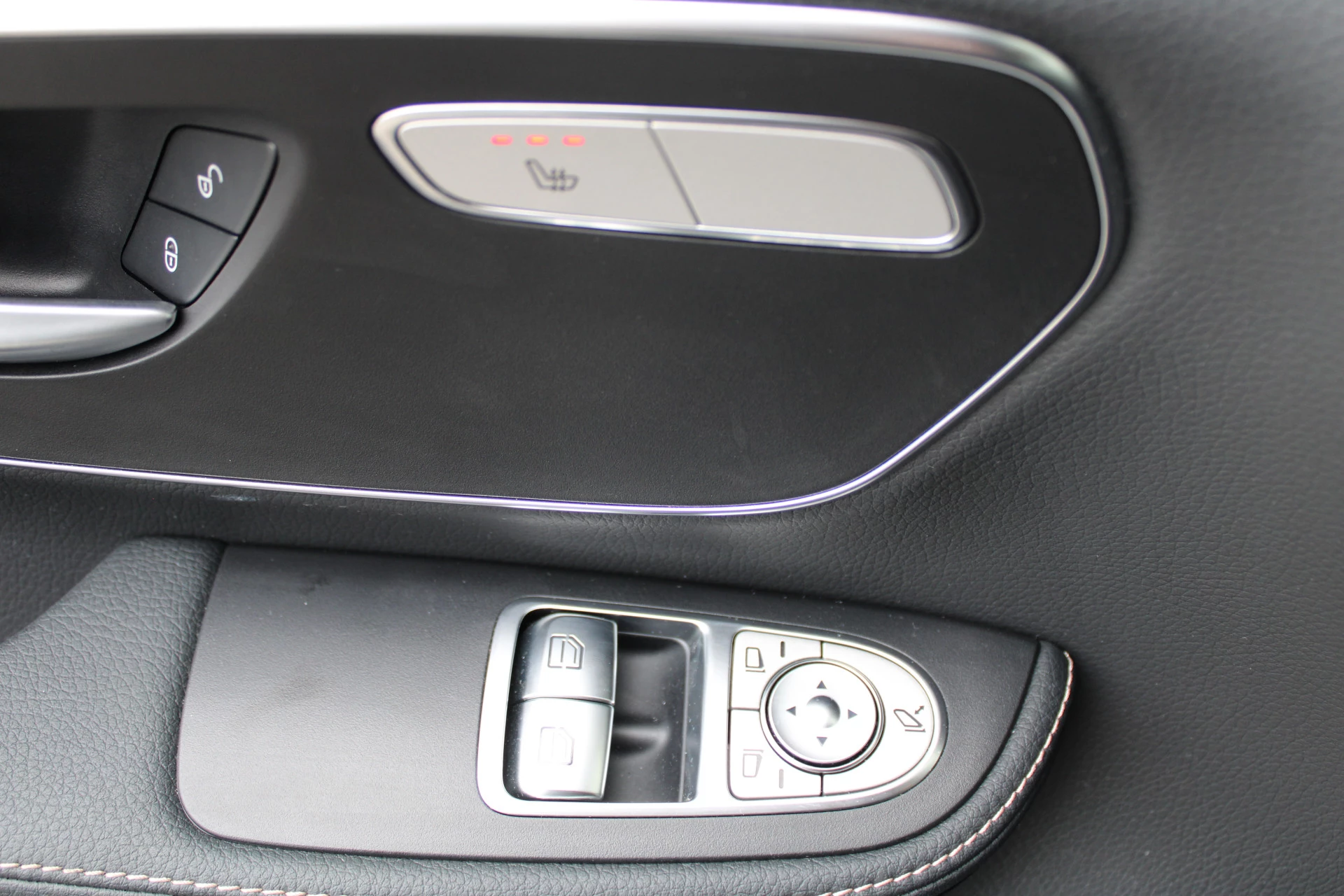Hoofdafbeelding Mercedes-Benz EQV