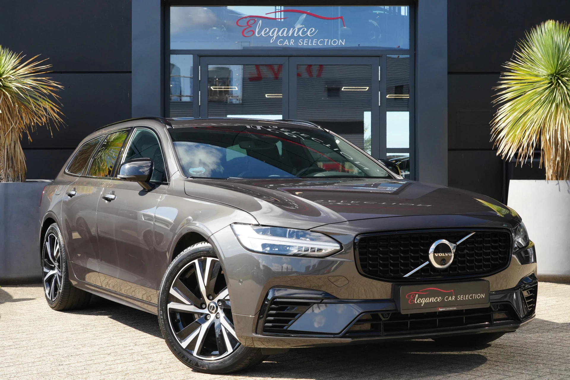 Hoofdafbeelding Volvo V90