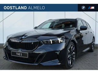 BMW i5 eDrive40 High Executive M Sport / Panoramadak / Trekhaak / Parking Assistant Professional / Bowers & Wilkins / Adaptieve LED / Stoelventilatie / Comfort Access