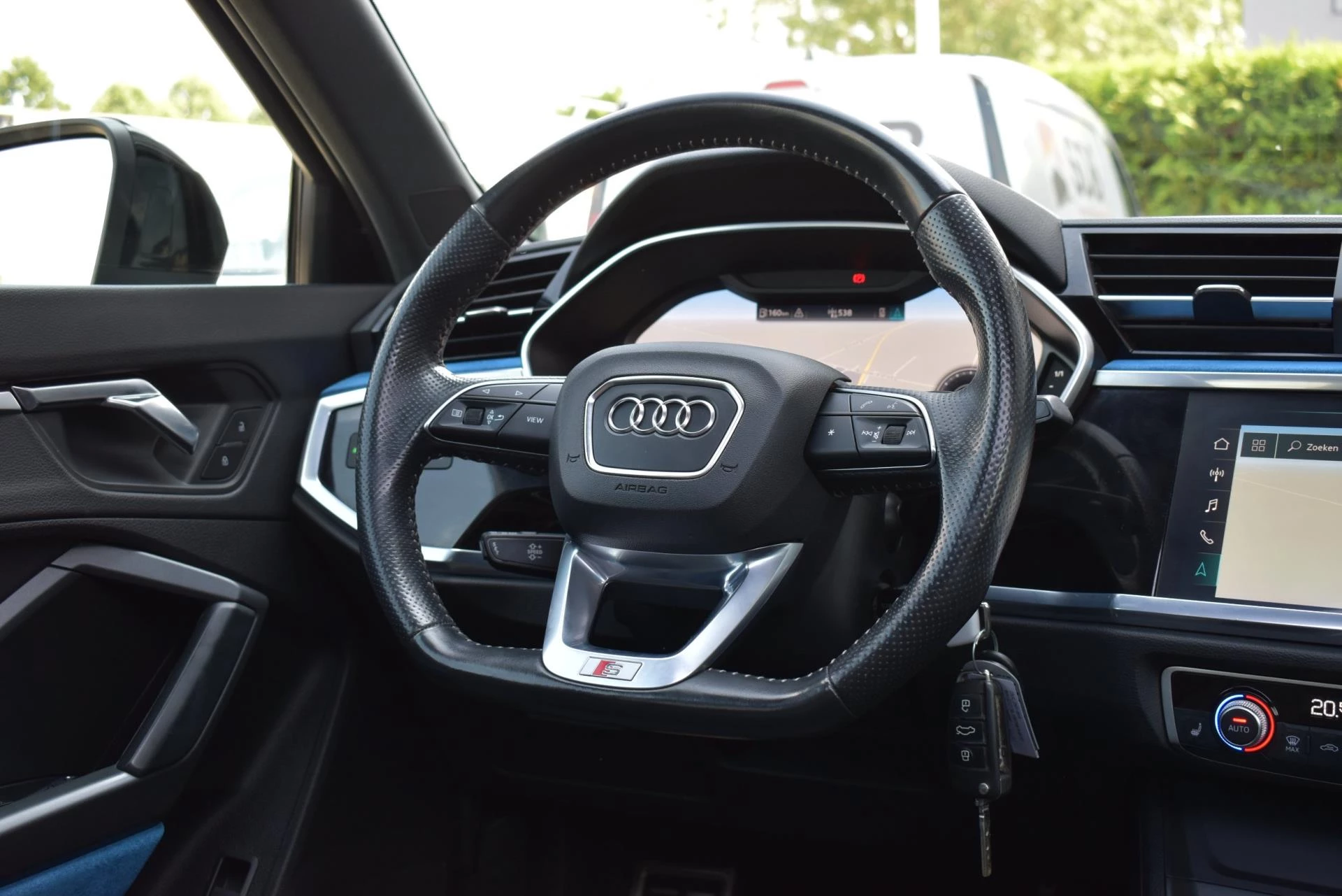 Hoofdafbeelding Audi Q3