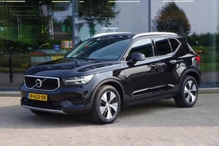 Volvo XC40 1.5 T5 Twin Engine Momentum Pro Plug-In Hybride, Leder, Panoramadak, LED, Harman/Kardon