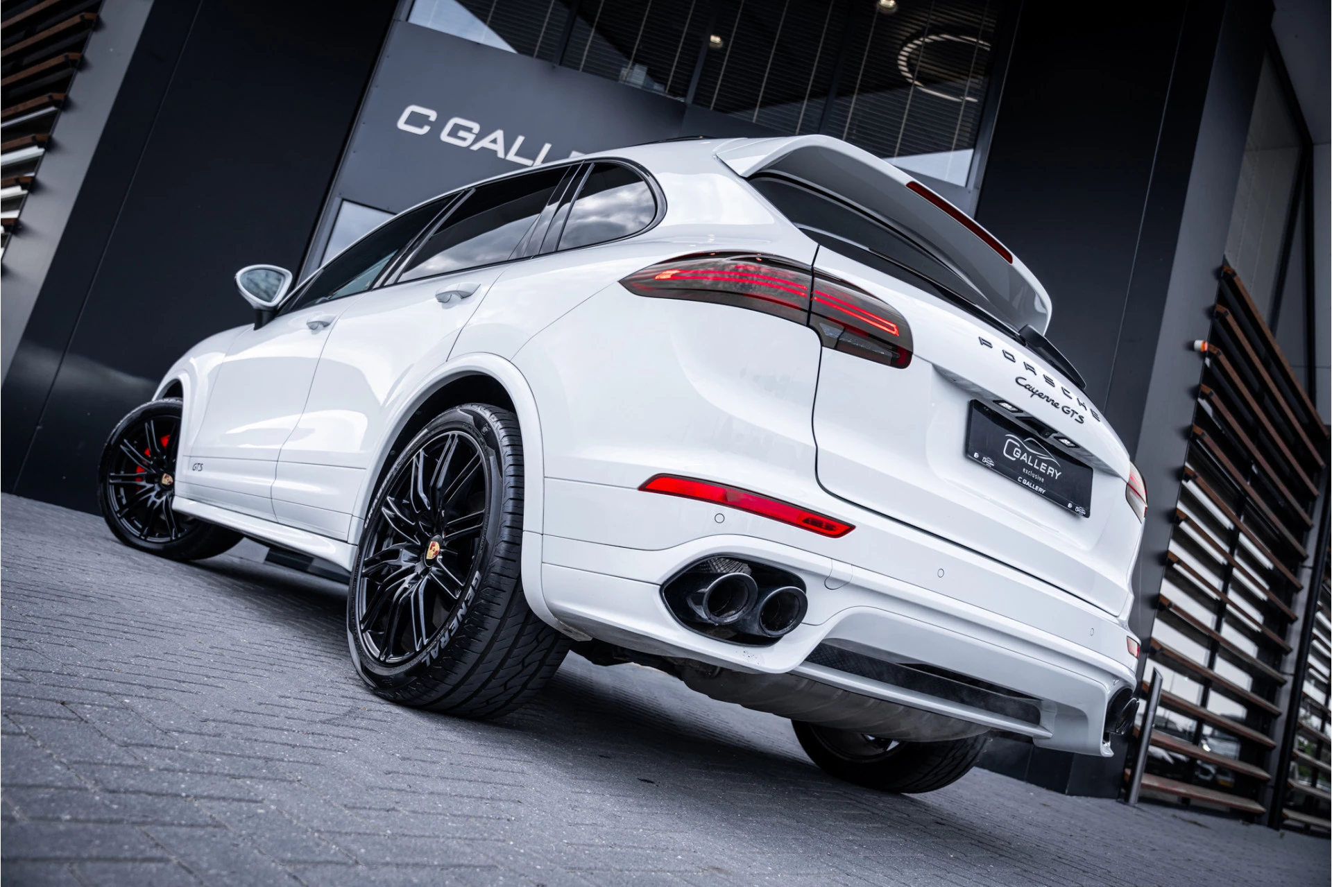 Hoofdafbeelding Porsche Cayenne