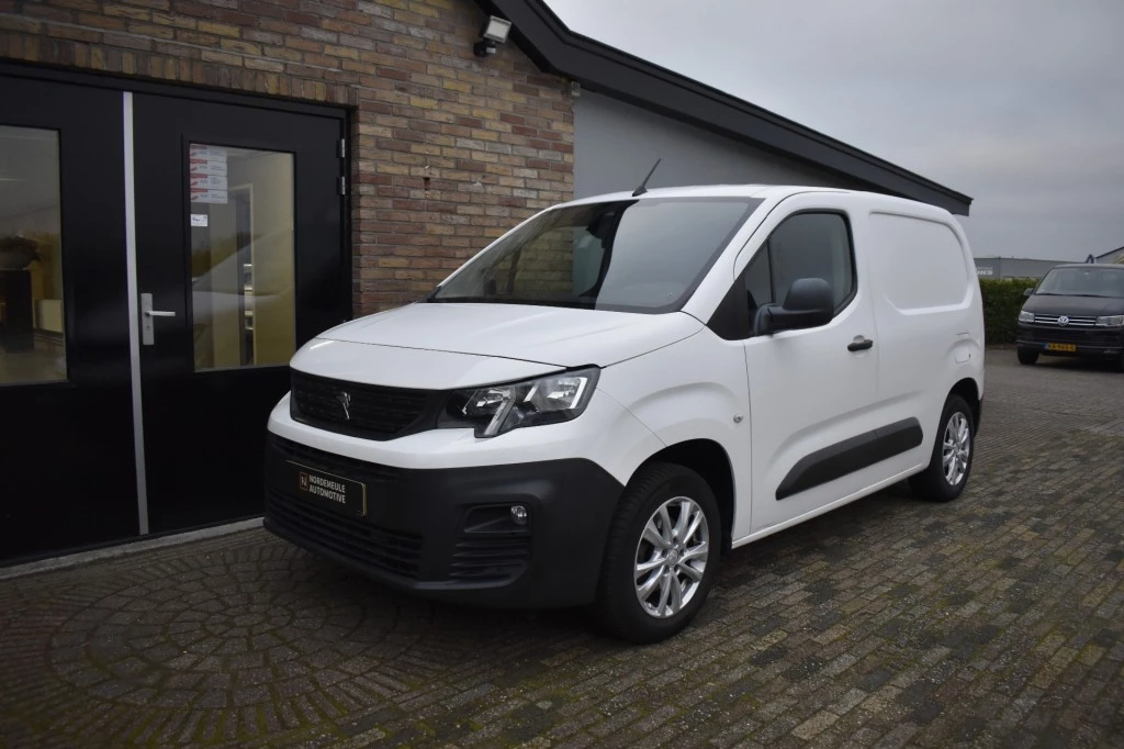 Hoofdafbeelding Peugeot Partner