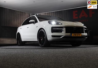 Hoofdafbeelding Porsche Cayenne Porsche Cayenne Coupé 3.0 S E-Hybrid / 519 Pk / Head Up / 360 Camera / Acc / SportDesign / Luchtvering / Sport Chrono / Pano / 21