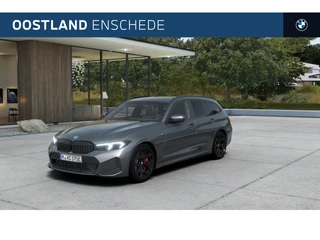 BMW 3 Serie 330e M Sport Automaat / Panoramadak / Sportstoelen / Adaptieve LED / Achteruitrijcamera / Live Cockpit Plus / Stoelverwarming