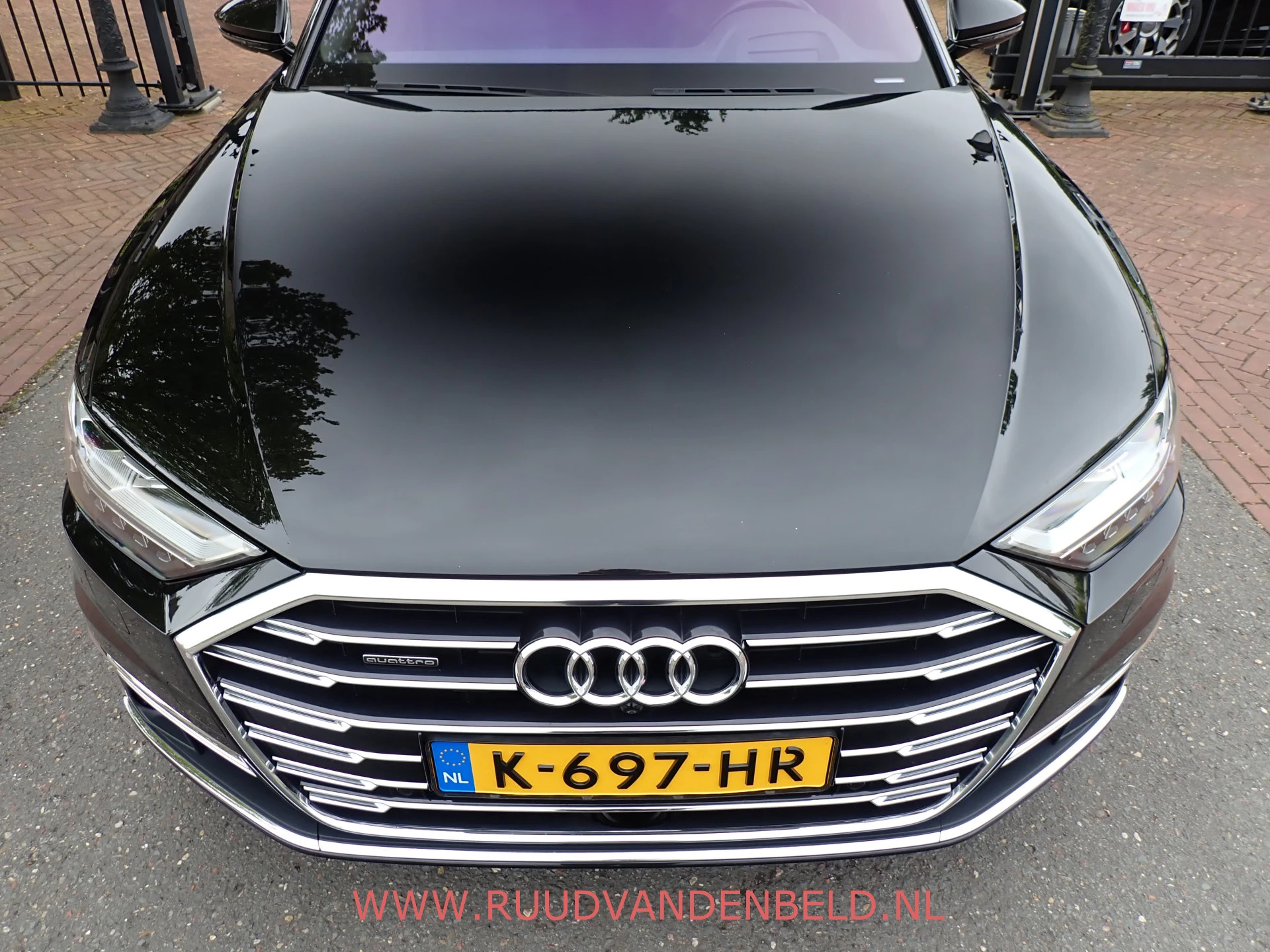 Hoofdafbeelding Audi A8