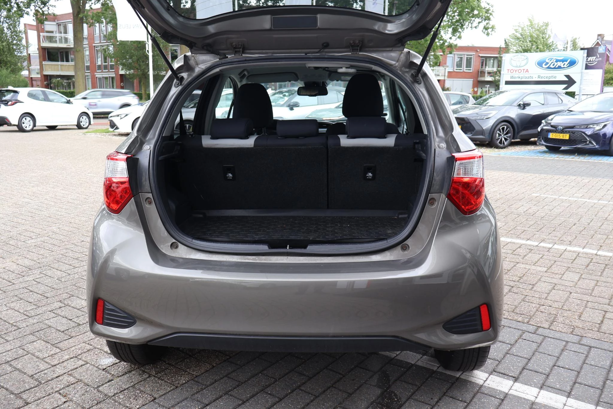 Hoofdafbeelding Toyota Yaris