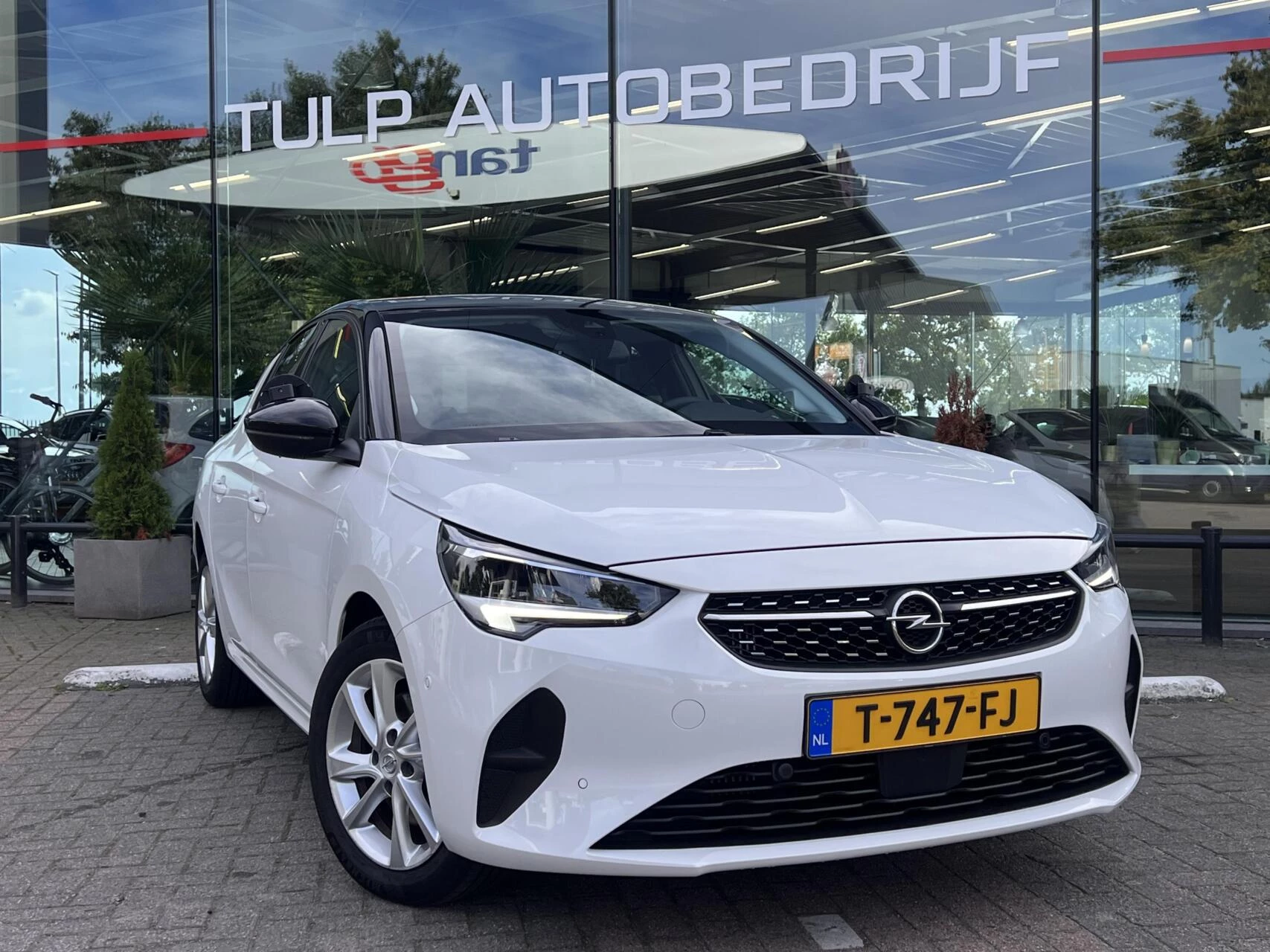 Hoofdafbeelding Opel Corsa