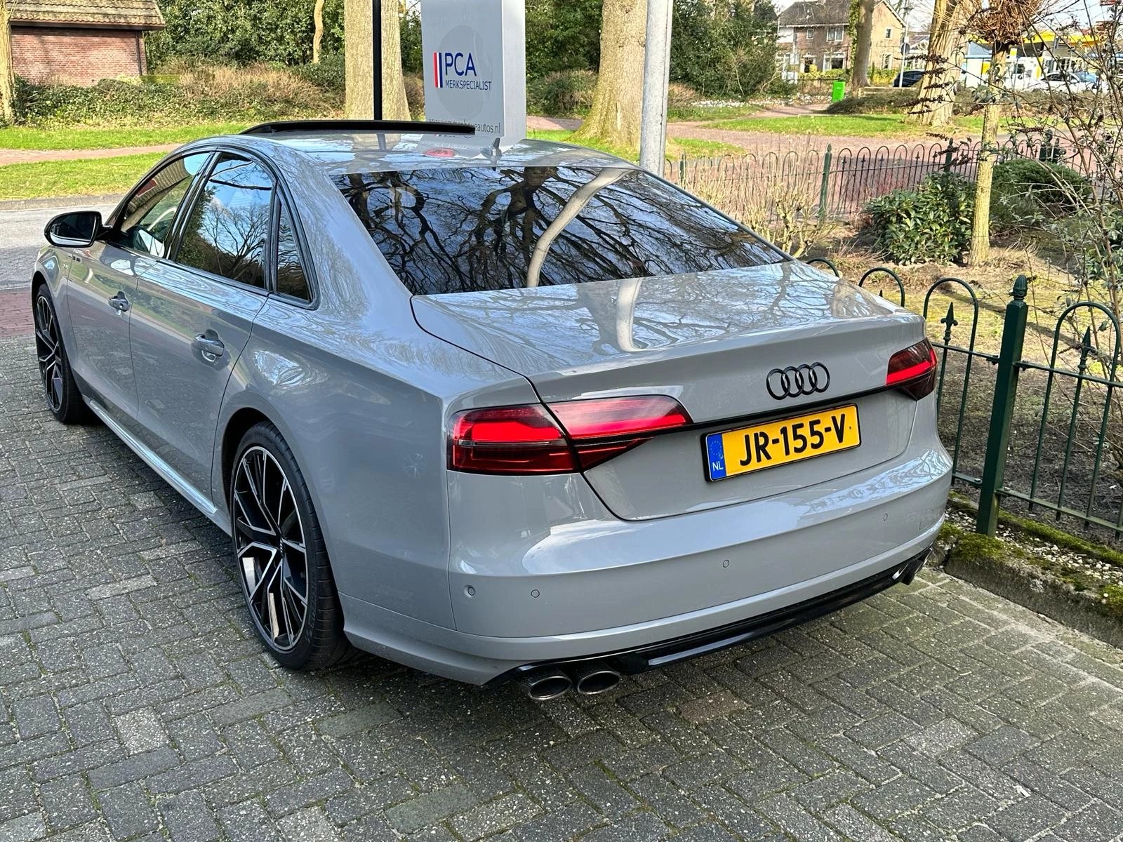 Hoofdafbeelding Audi A8