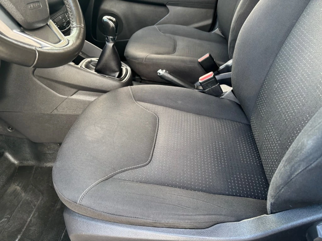 Hoofdafbeelding Ford Transit Courier